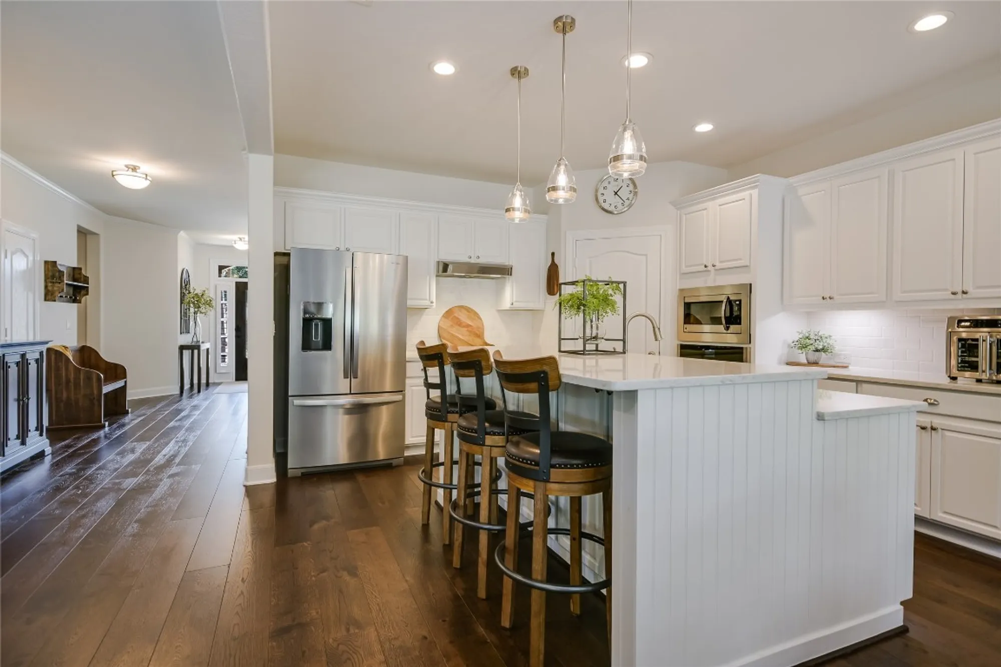 Property Slideshow image 12 of 30 | 105 whirlwind cv, Georgetown, TX, 78633