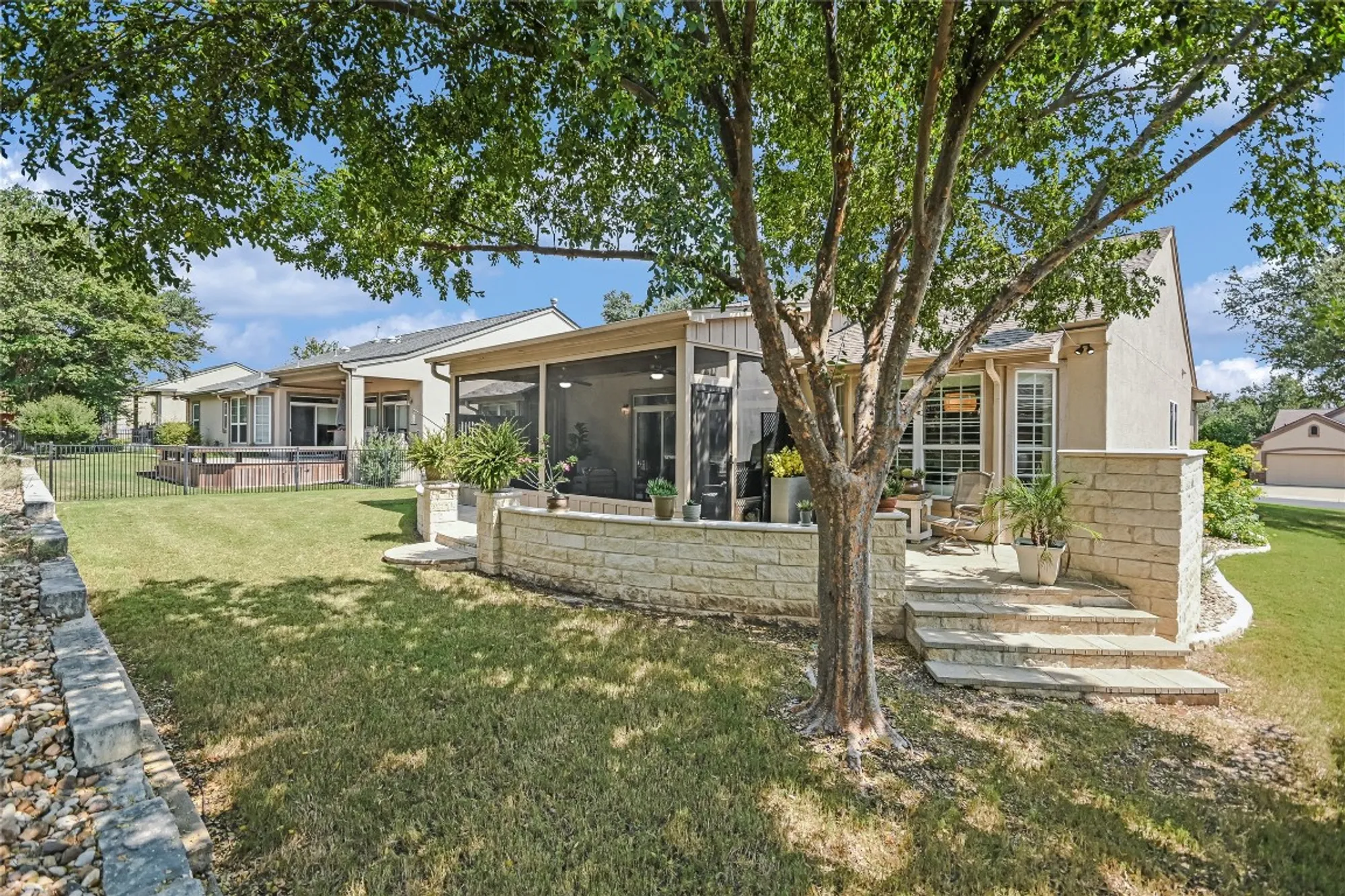 Property Slideshow image 27 of 30 | 105 whirlwind cv, Georgetown, TX, 78633