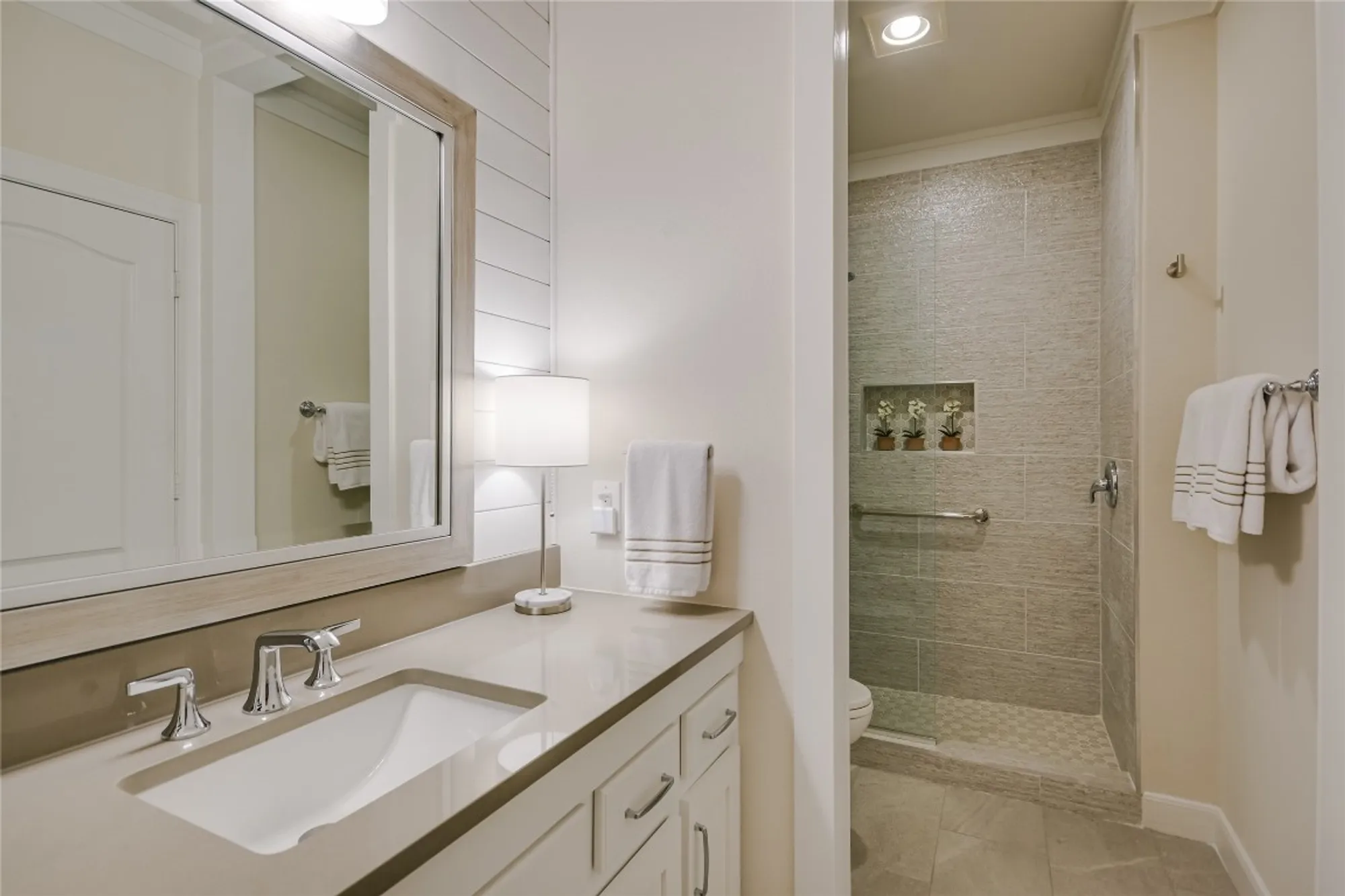 Property Slideshow image 23 of 30 | 105 whirlwind cv, Georgetown, TX, 78633