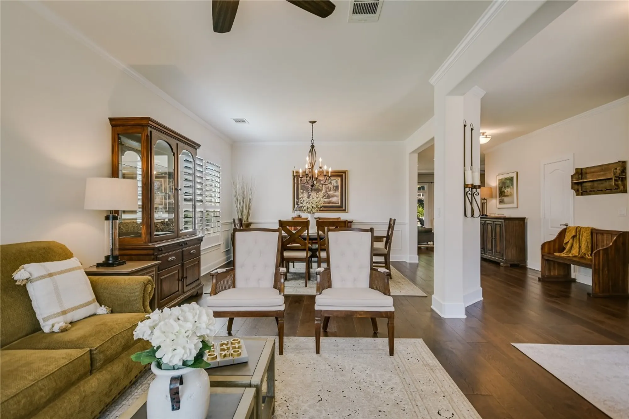 Property Slideshow image 8 of 30 | 105 whirlwind cv, Georgetown, TX, 78633