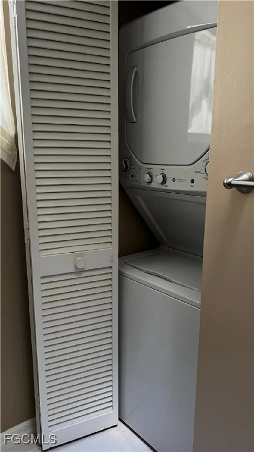 Property Slideshow image 20 of 29 | 14995 rivers edge ct apt 250, Fort Myers, FL, 33908