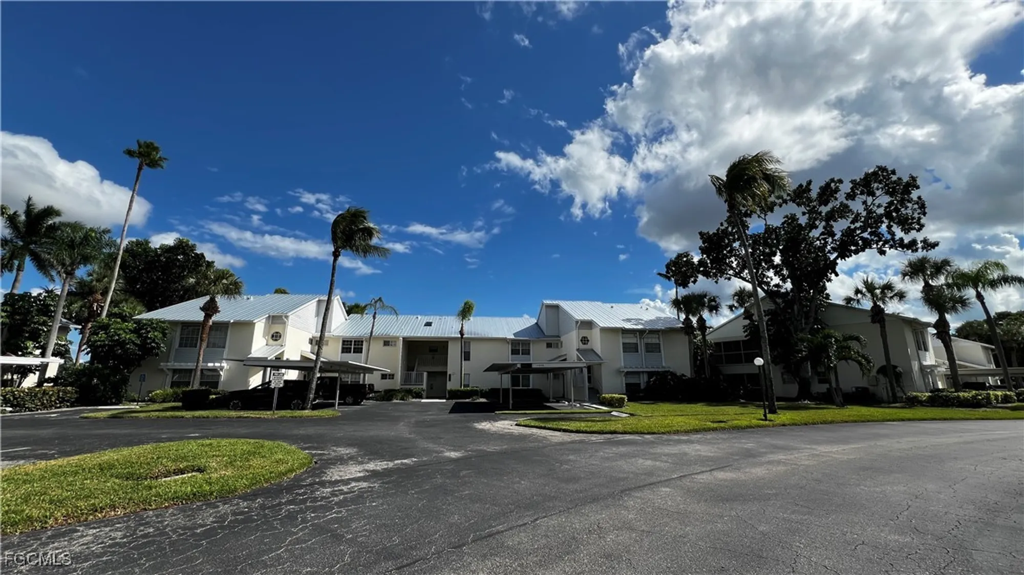 Property Slideshow image 4 of 29 | 14995 rivers edge ct apt 250, Fort Myers, FL, 33908