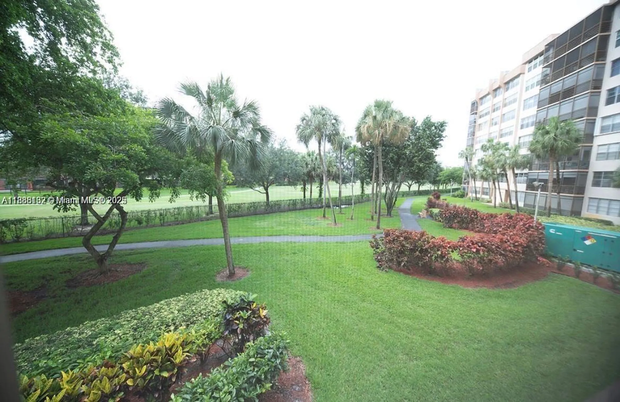 Property Slideshow image 8 of 8 | 1400 saint charles pl apt 222, Pembroke Pines, FL, 33026
