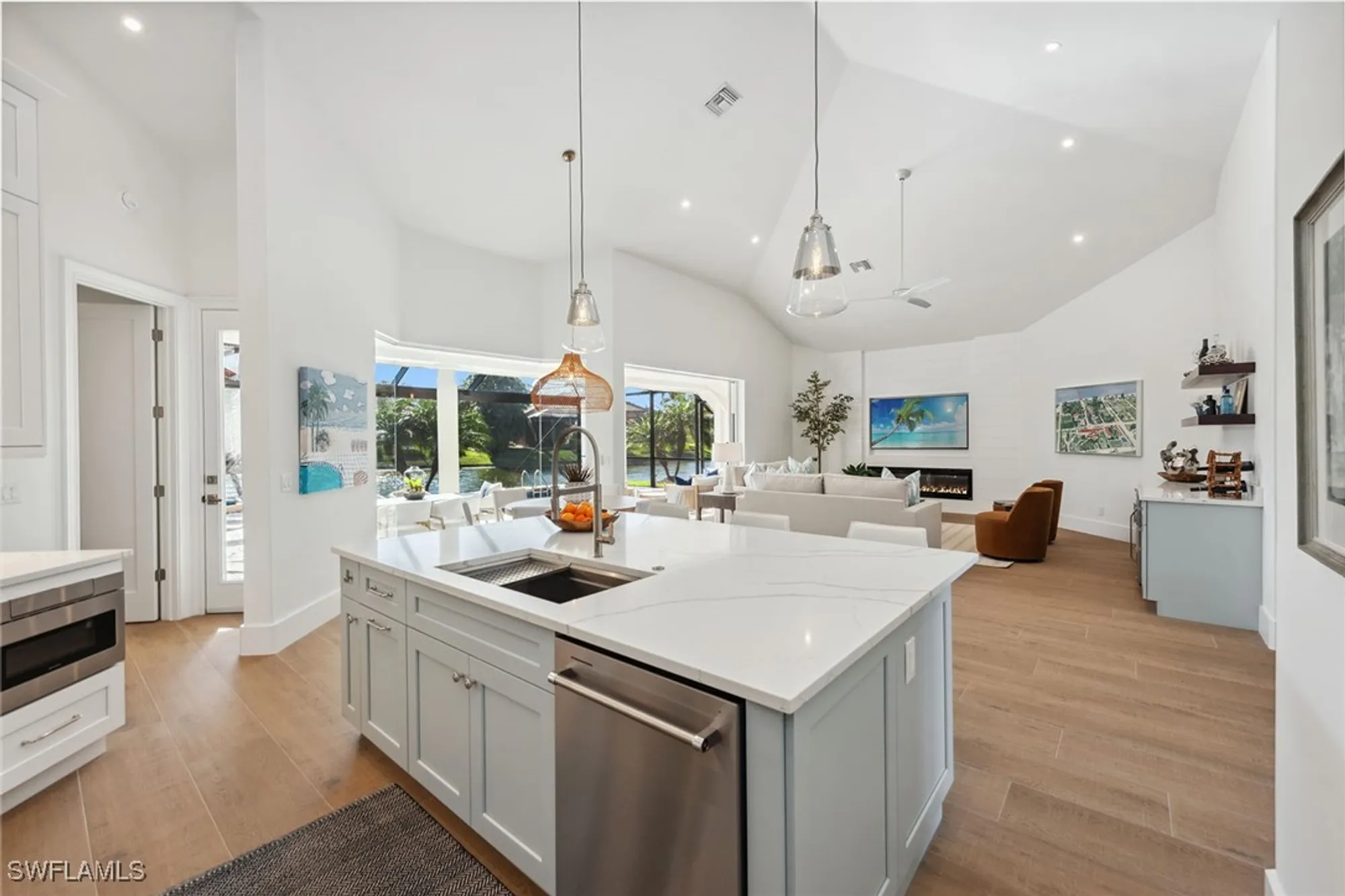 Property Slideshow image 7 of 23 | 8338 tuliptree pl, Naples, FL, 34113