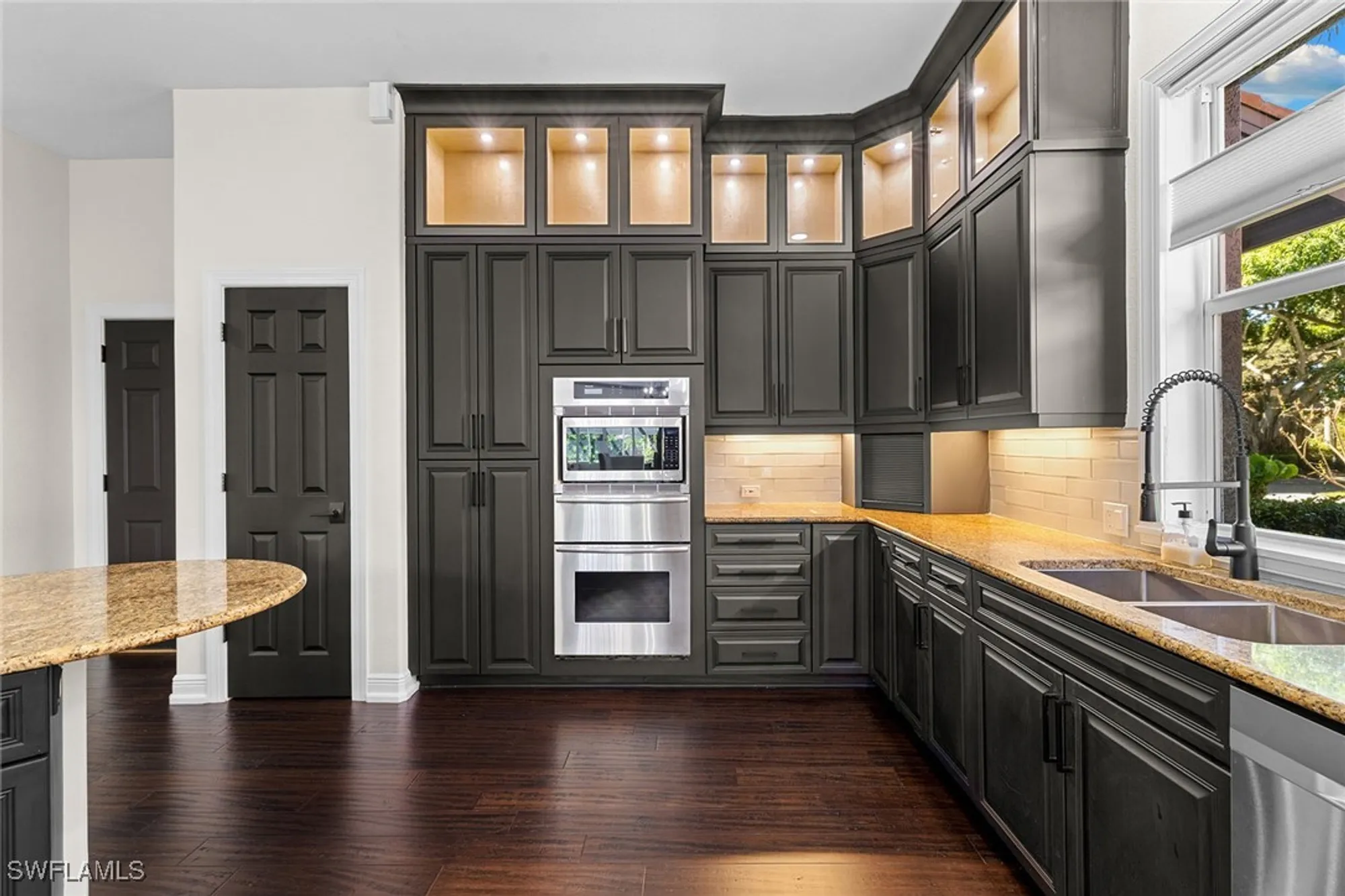 Property Slideshow image 24 of 50 | 6916 anthurium ln, Naples, FL, 34113