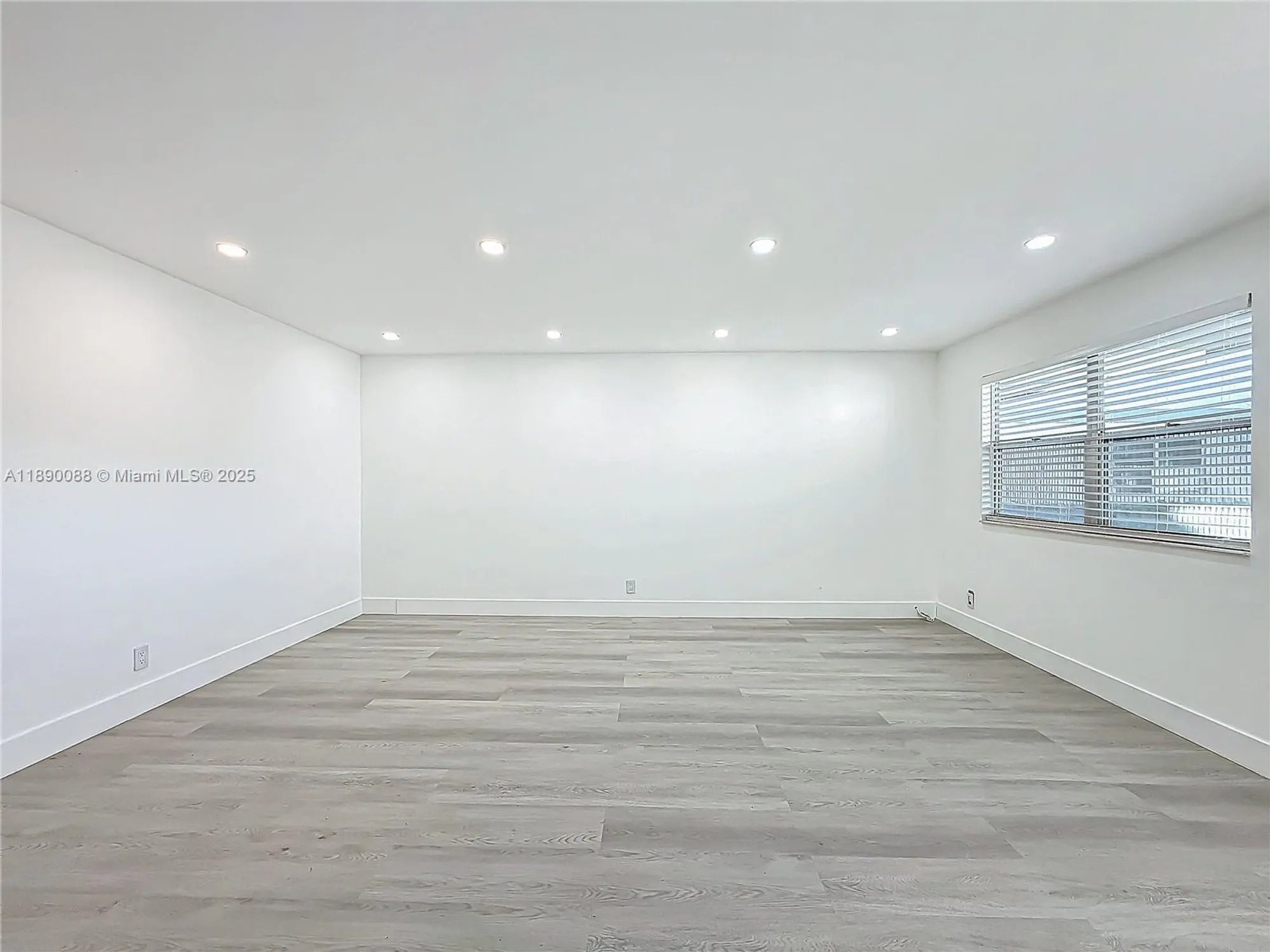 Property Slideshow image 10 of 89 | 260 monaco f f, Delray Beach, FL, 33446