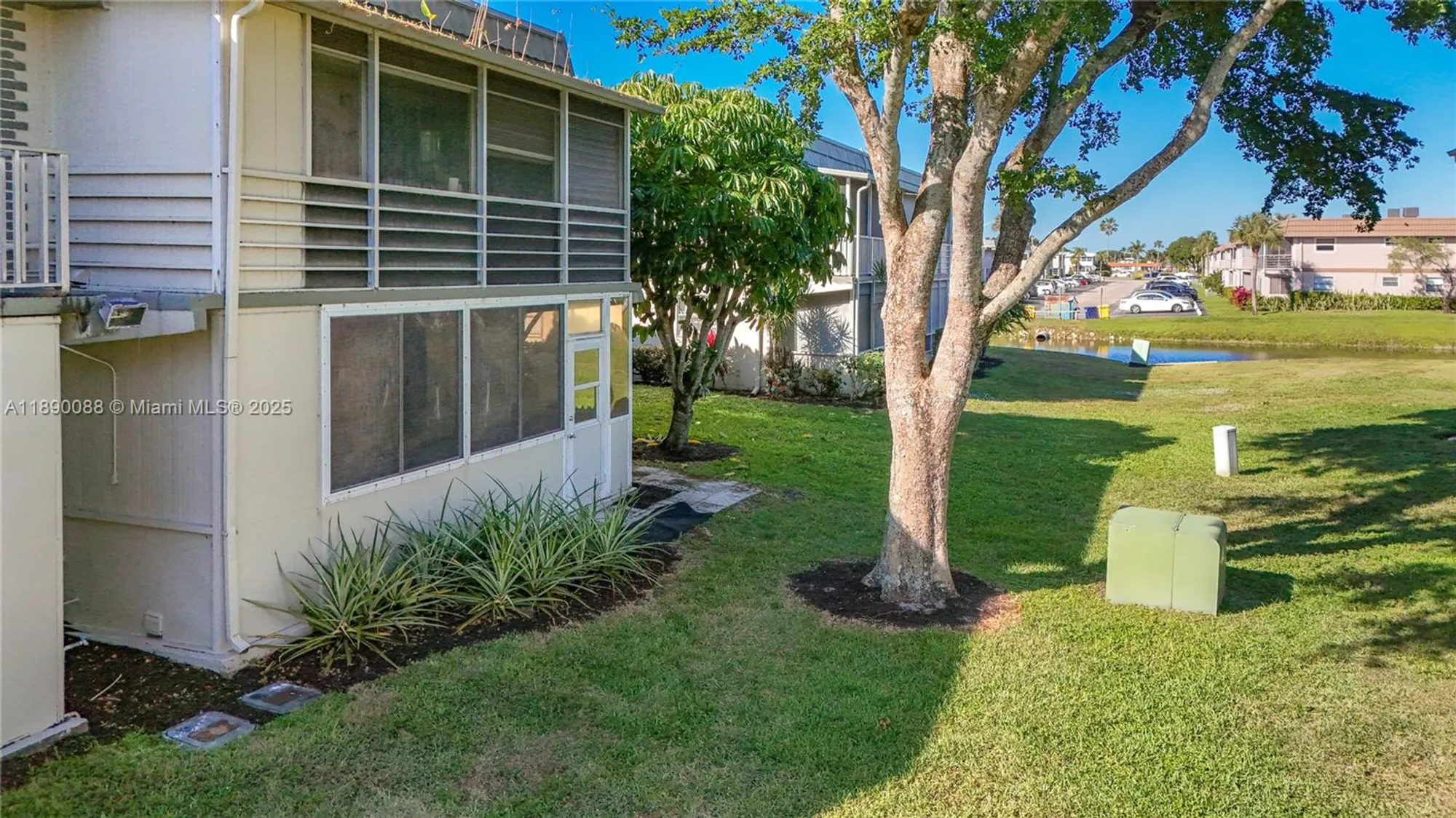 Property Slideshow image 54 of 89 | 260 monaco f f, Delray Beach, FL, 33446