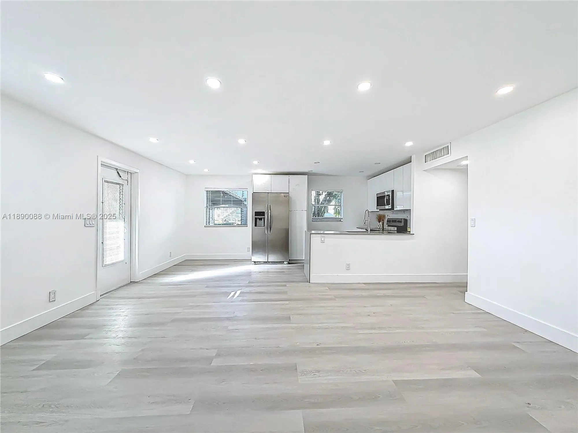 Property Slideshow image 9 of 89 | 260 monaco f f, Delray Beach, FL, 33446