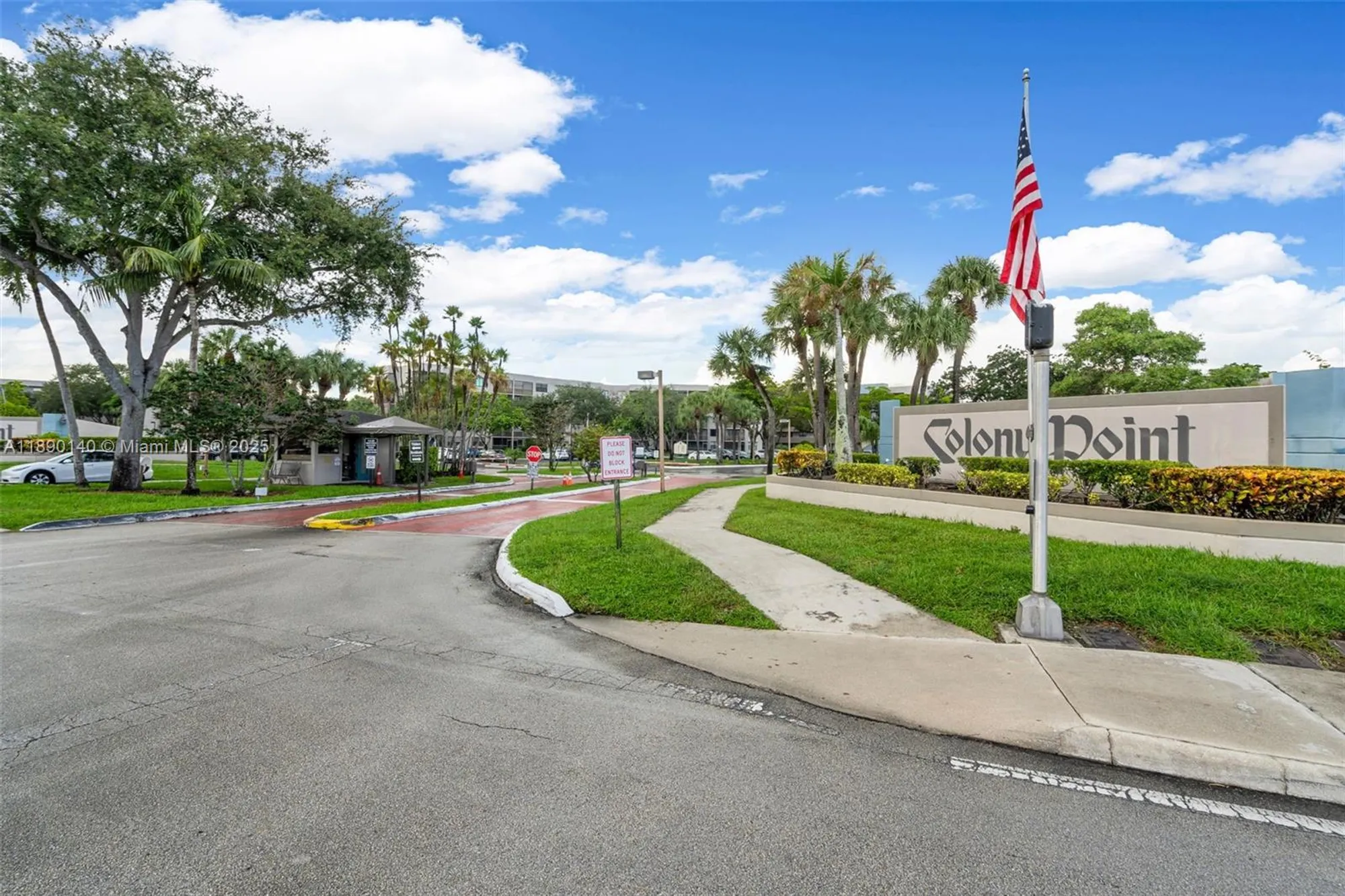 Property Slideshow image 1 of 33 | 1100 colony point cir 504, Pembroke Pines, FL, 33026