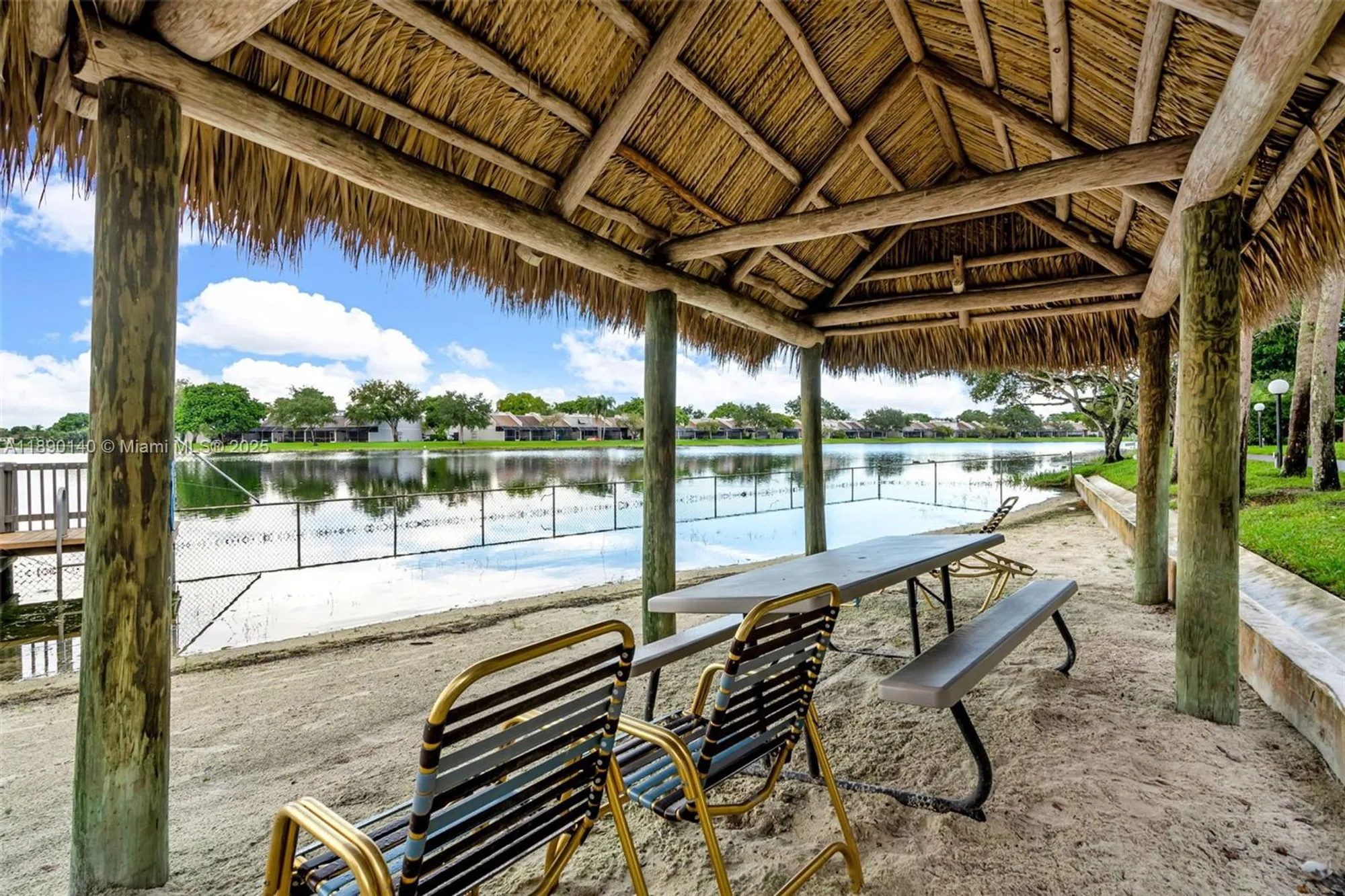 Property Slideshow image 22 of 33 | 1100 colony point cir 504, Pembroke Pines, FL, 33026