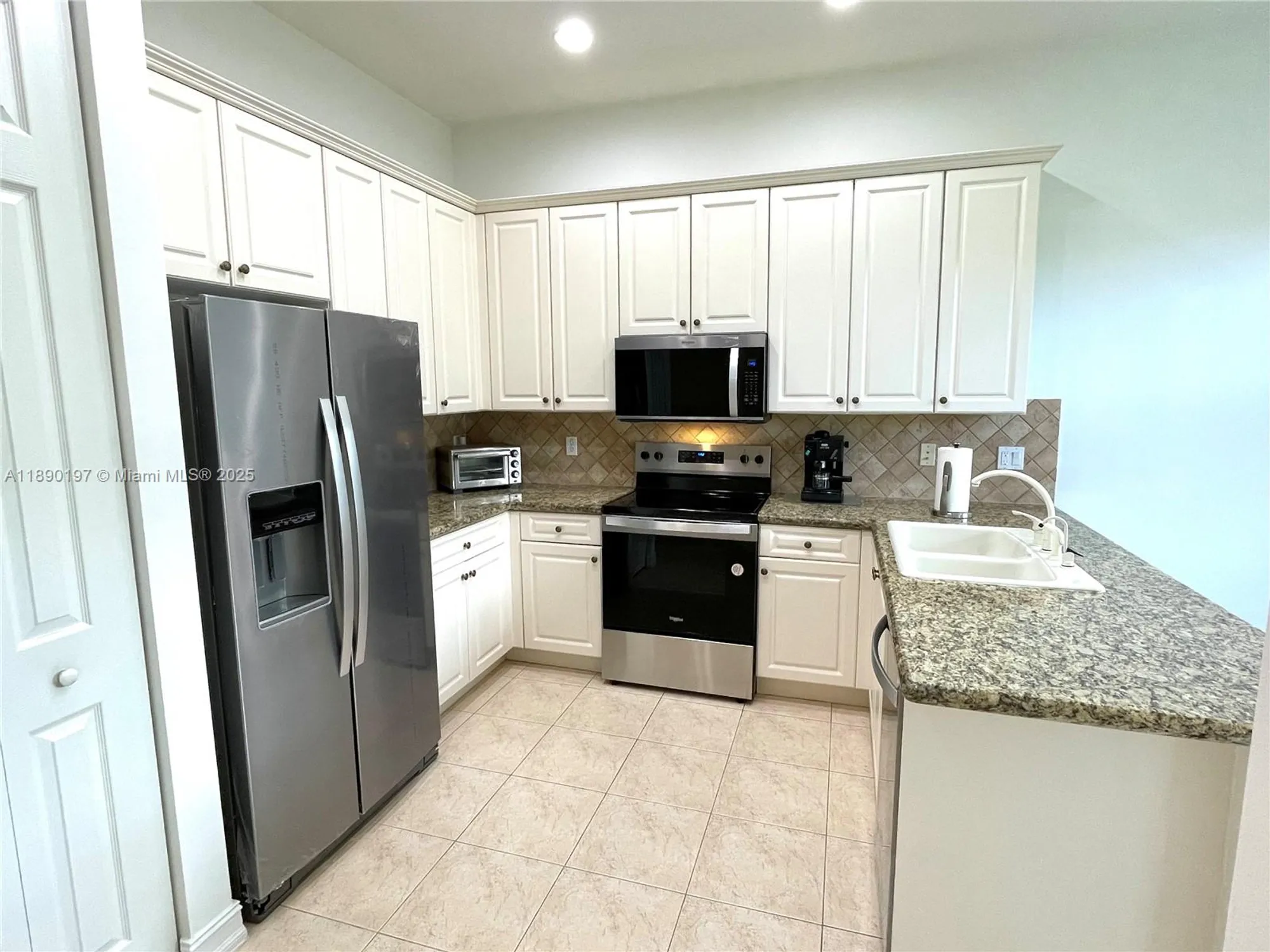 Property Slideshow image 15 of 55 | 6843 montrose way, Boynton Beach, FL, 33437