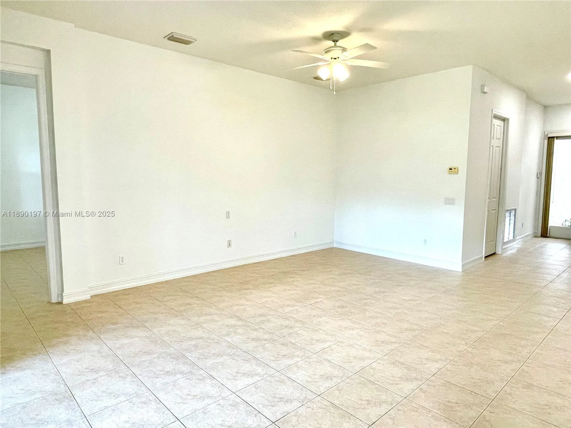 Property Slideshow image 10 of 55 | 6843 montrose way, Boynton Beach, FL, 33437