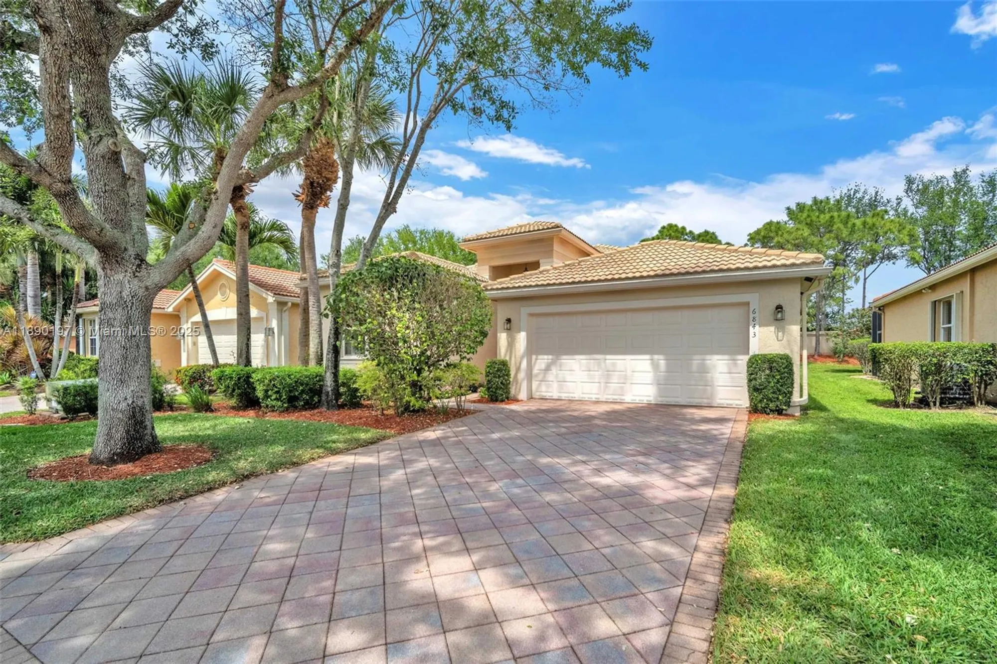 Property Slideshow image 2 of 55 | 6843 montrose way, Boynton Beach, FL, 33437