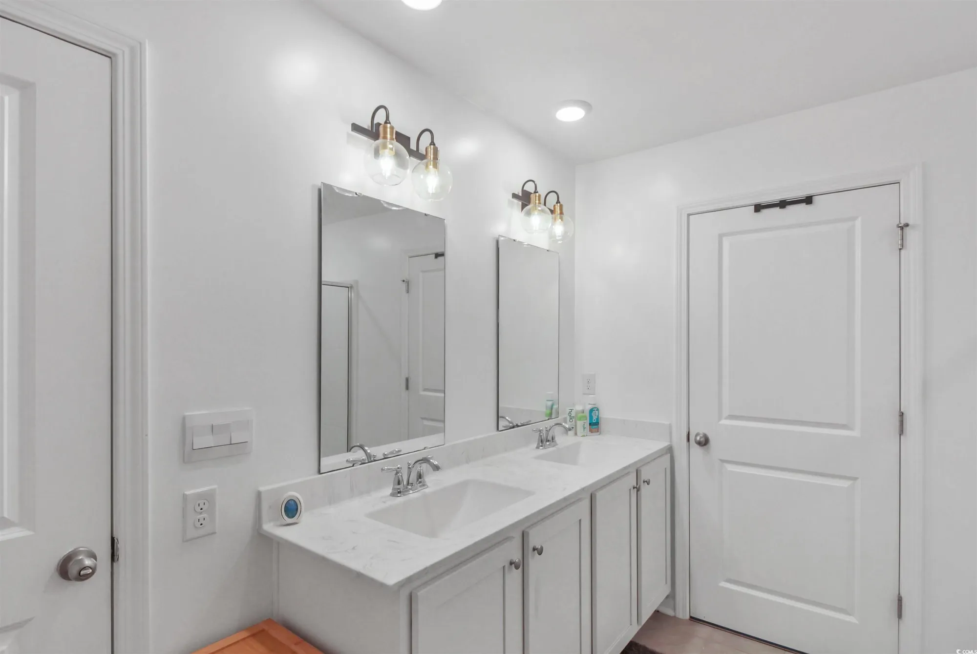 Property Slideshow image 14 of 40 | 2221 ainsley dr, Little River, SC, 29566