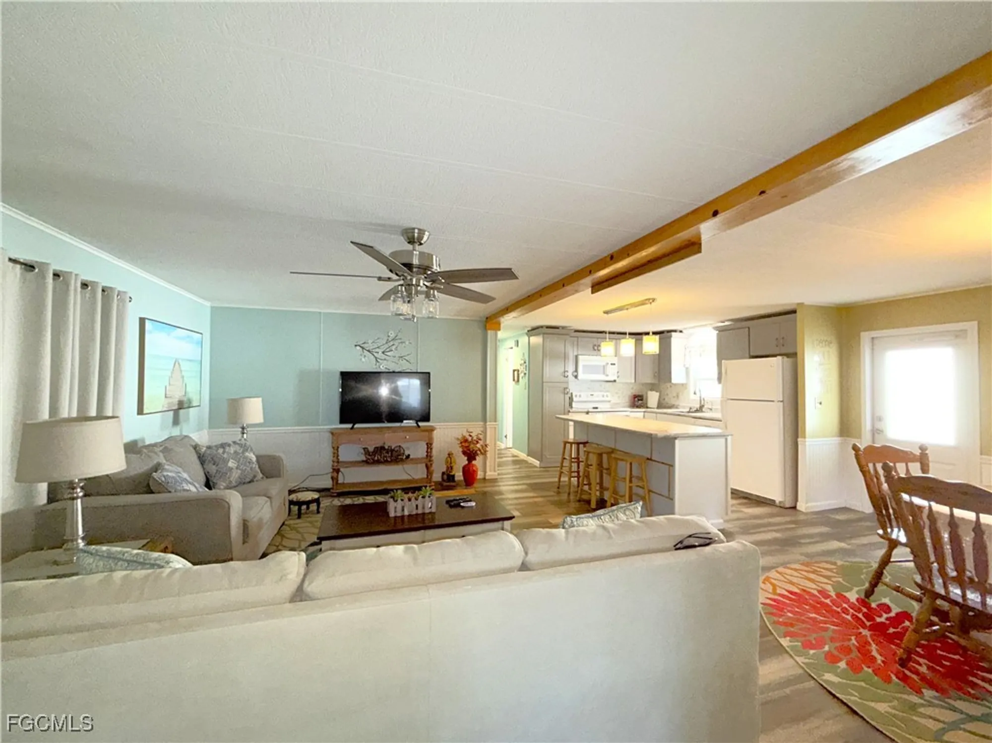 Property Slideshow image 19 of 48 | 5508 ben franklin ln, North Fort Myers, FL, 33917
