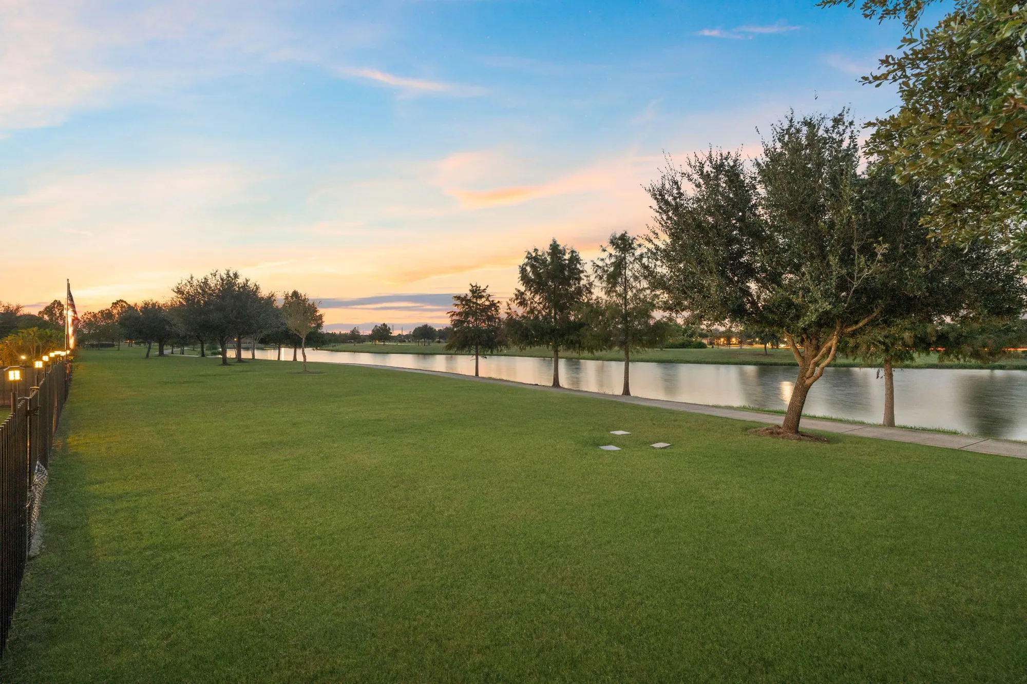 Property Slideshow image 45 of 50 | 3503 anchor cv, Richmond, TX, 77469