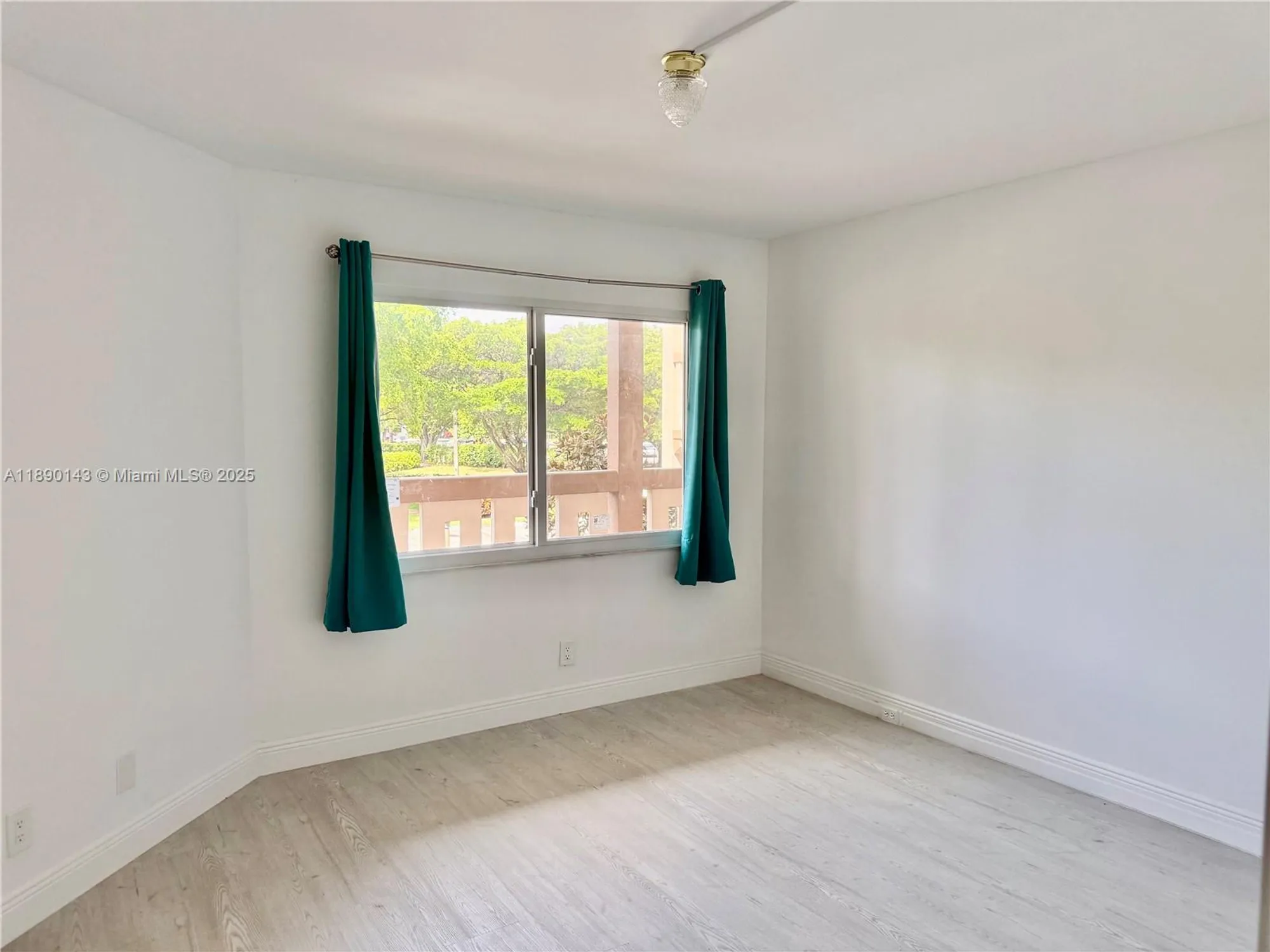 Property Slideshow image 20 of 46 | 1602 abaco dr k2, Coconut Creek, FL, 33066