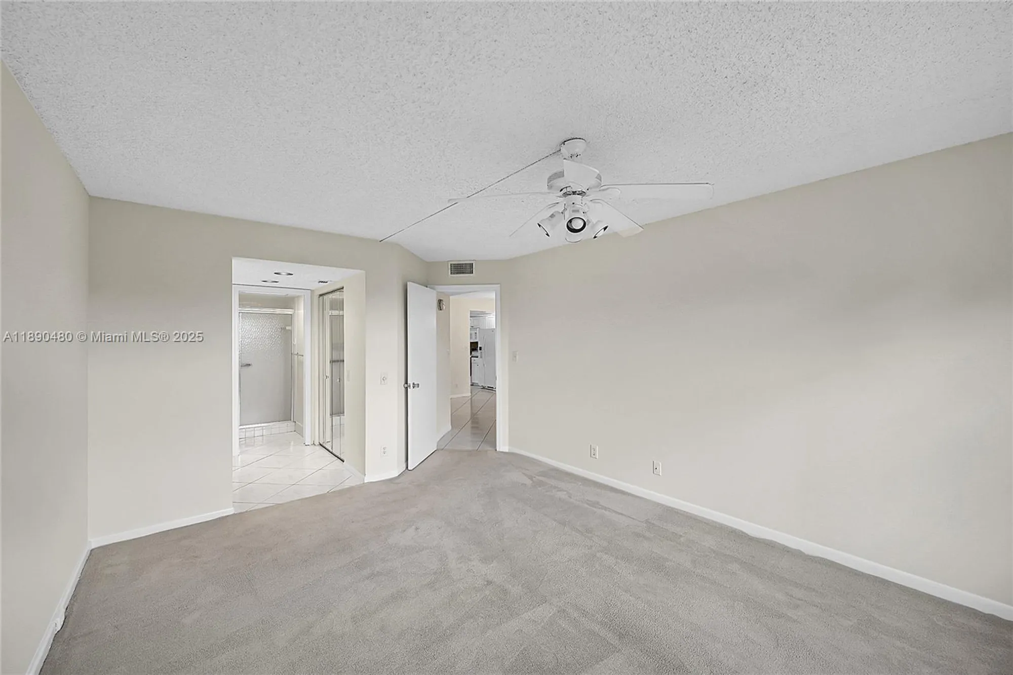 Property Slideshow image 16 of 41 | 1604 abaco dr b3, Coconut Creek, FL, 33066