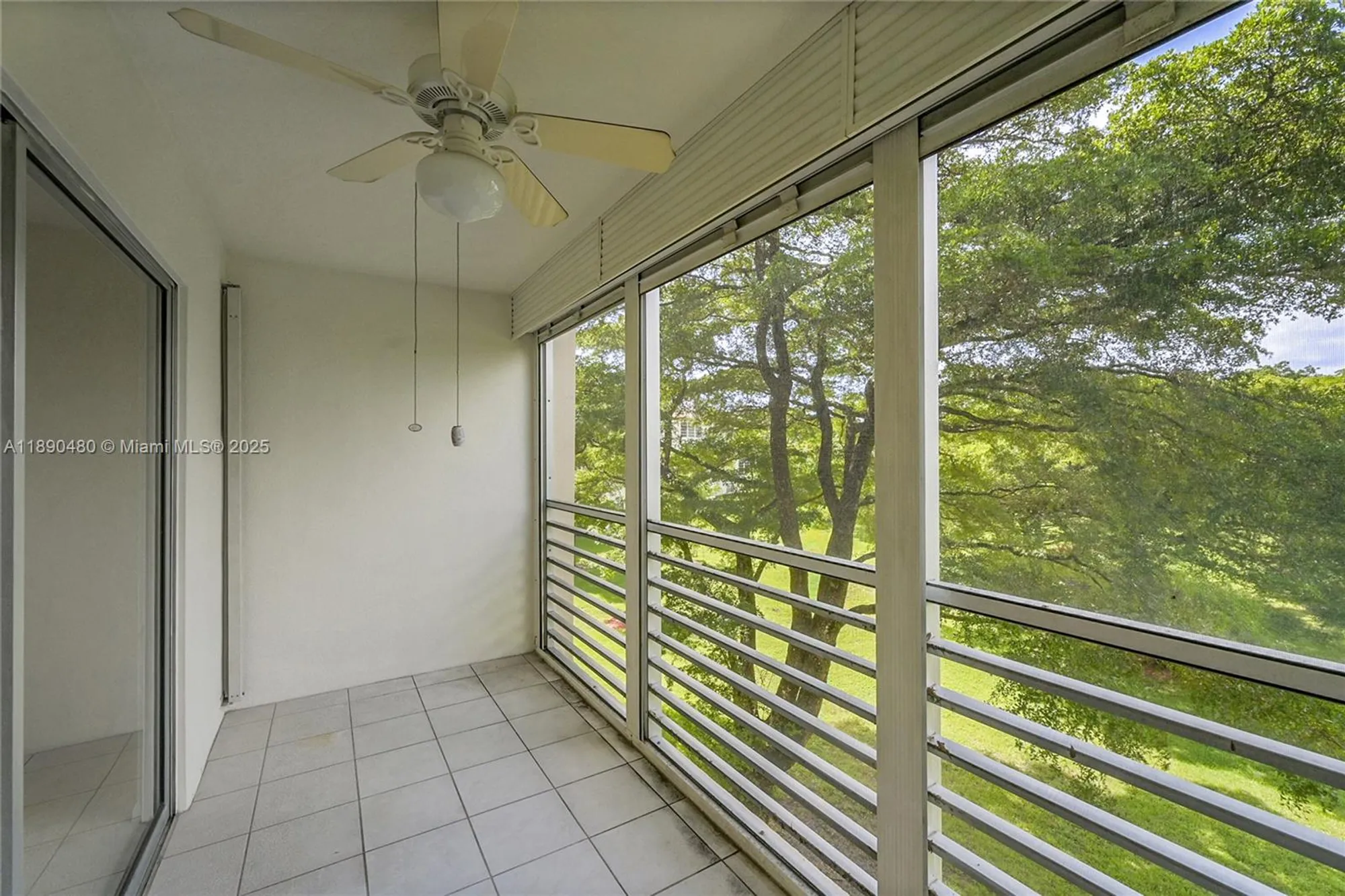 Property Slideshow image 23 of 41 | 1604 abaco dr b3, Coconut Creek, FL, 33066