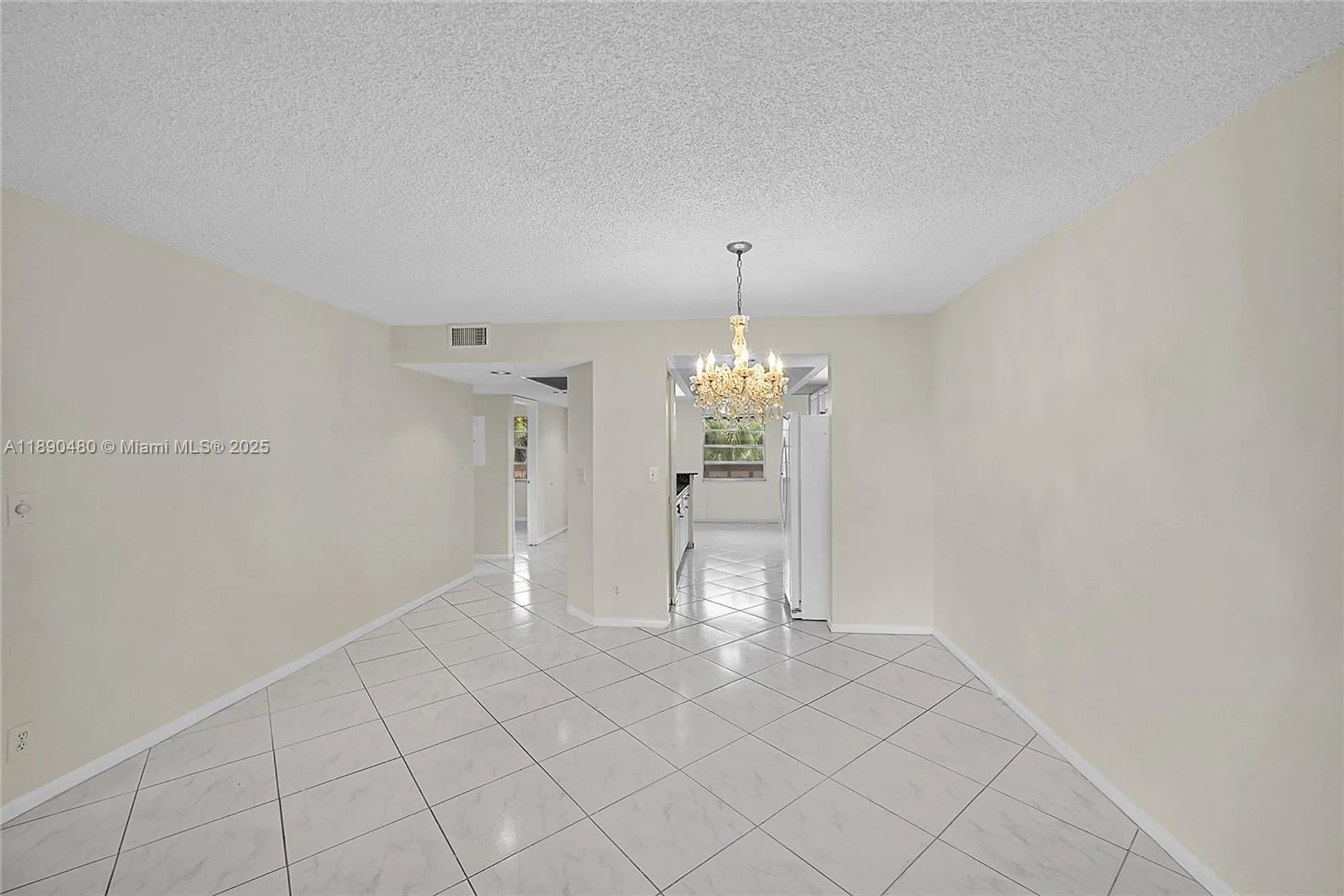 Property Slideshow image 9 of 41 | 1604 abaco dr b3, Coconut Creek, FL, 33066