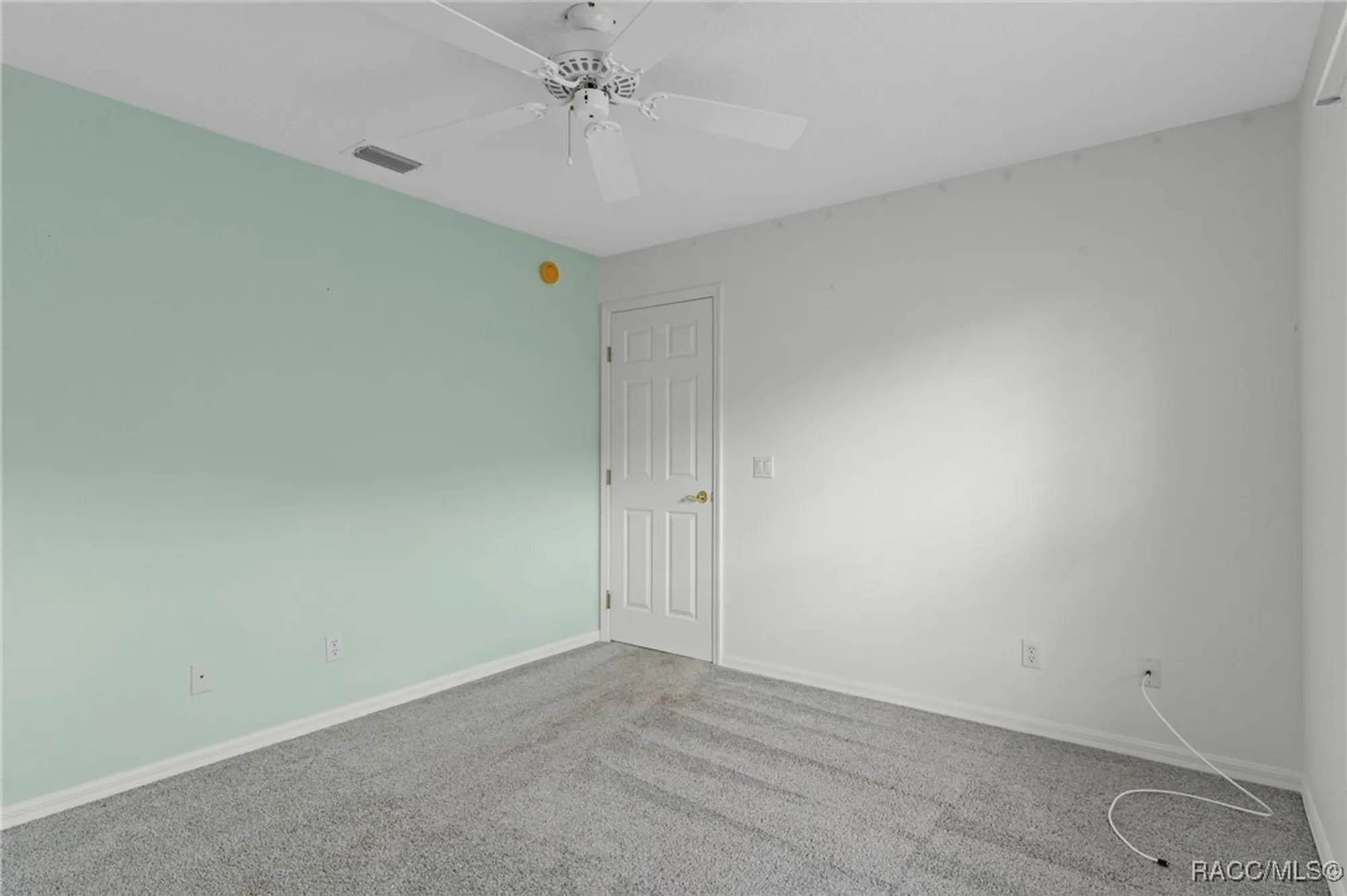 Property Slideshow image 32 of 76 | 3825 e arbor lakes dr, Hernando, FL, 34442