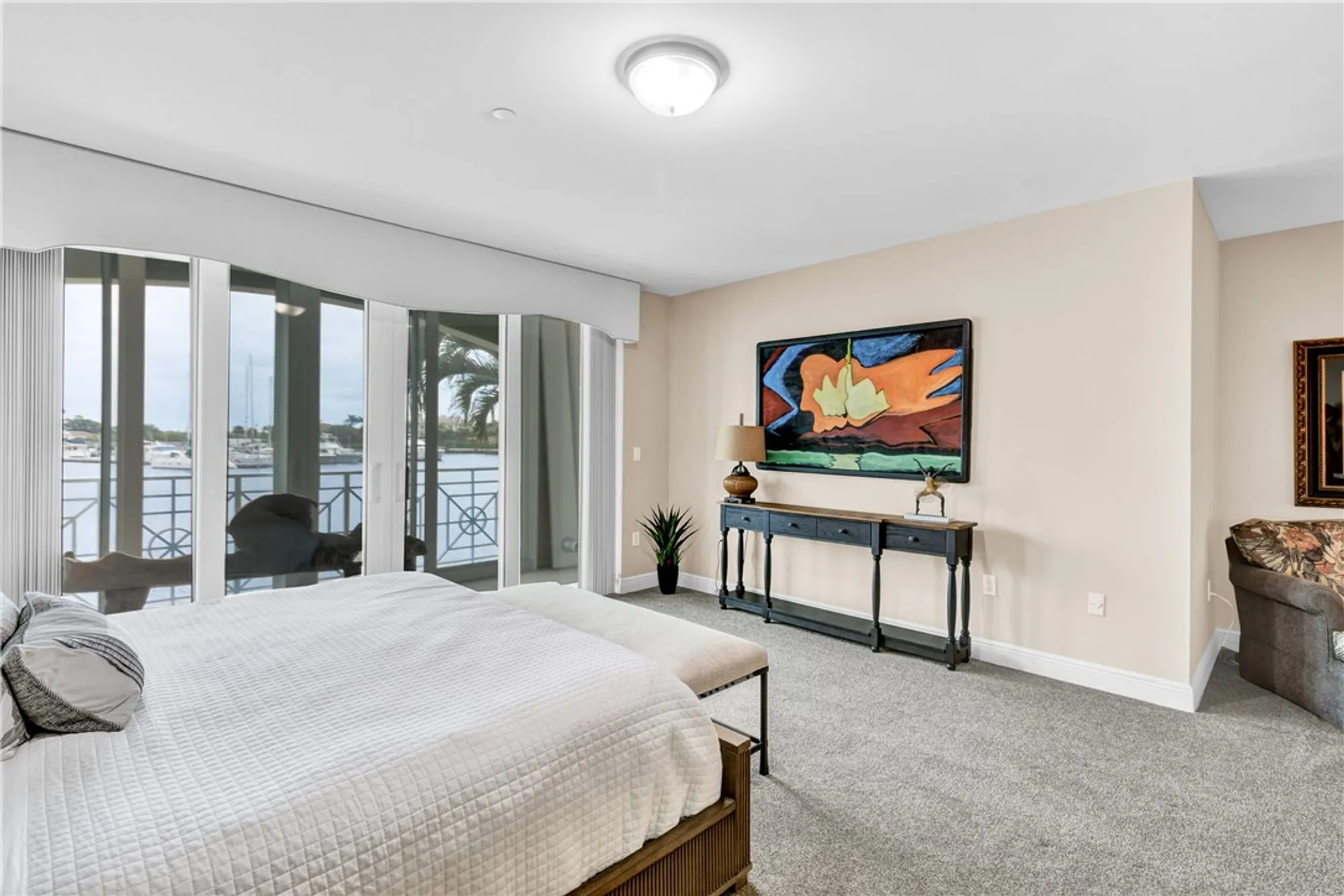 Property Slideshow image 11 of 36 | 5320 w harbor village dr apt 201, Vero Beach, FL, 32967