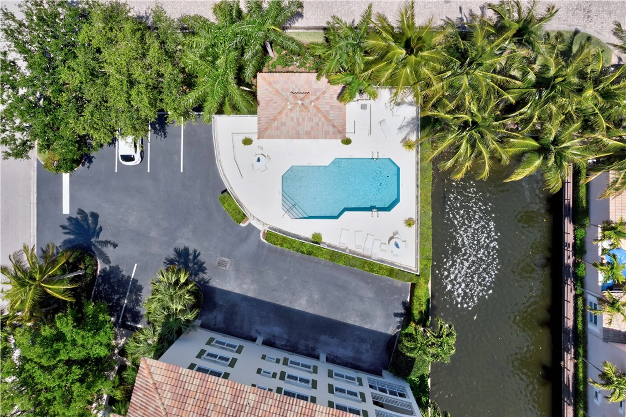 Property Slideshow image 30 of 36 | 5320 w harbor village dr apt 201, Vero Beach, FL, 32967