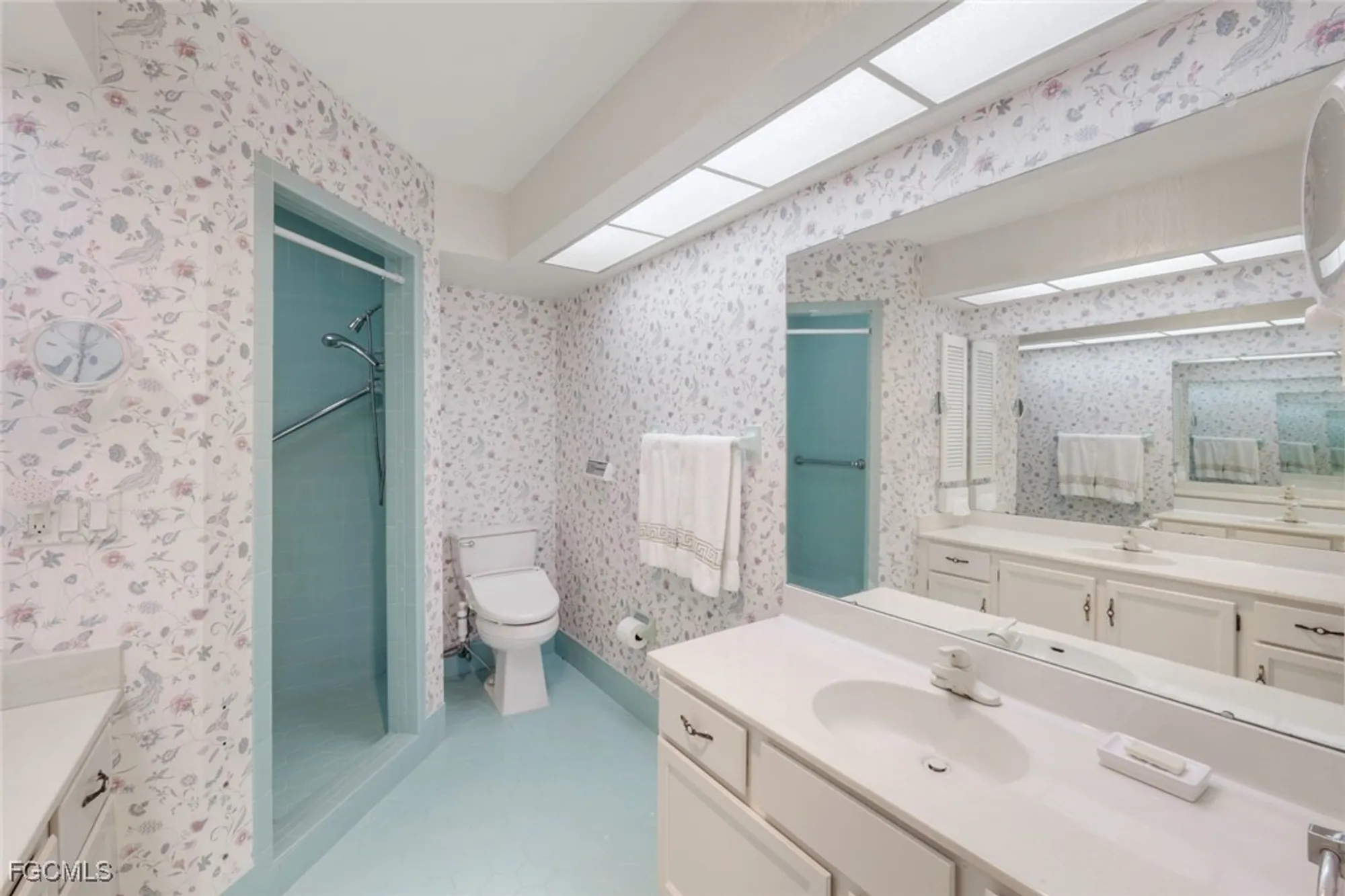 Property Slideshow image 18 of 37 | 1351 medinah dr, Fort Myers, FL, 33919