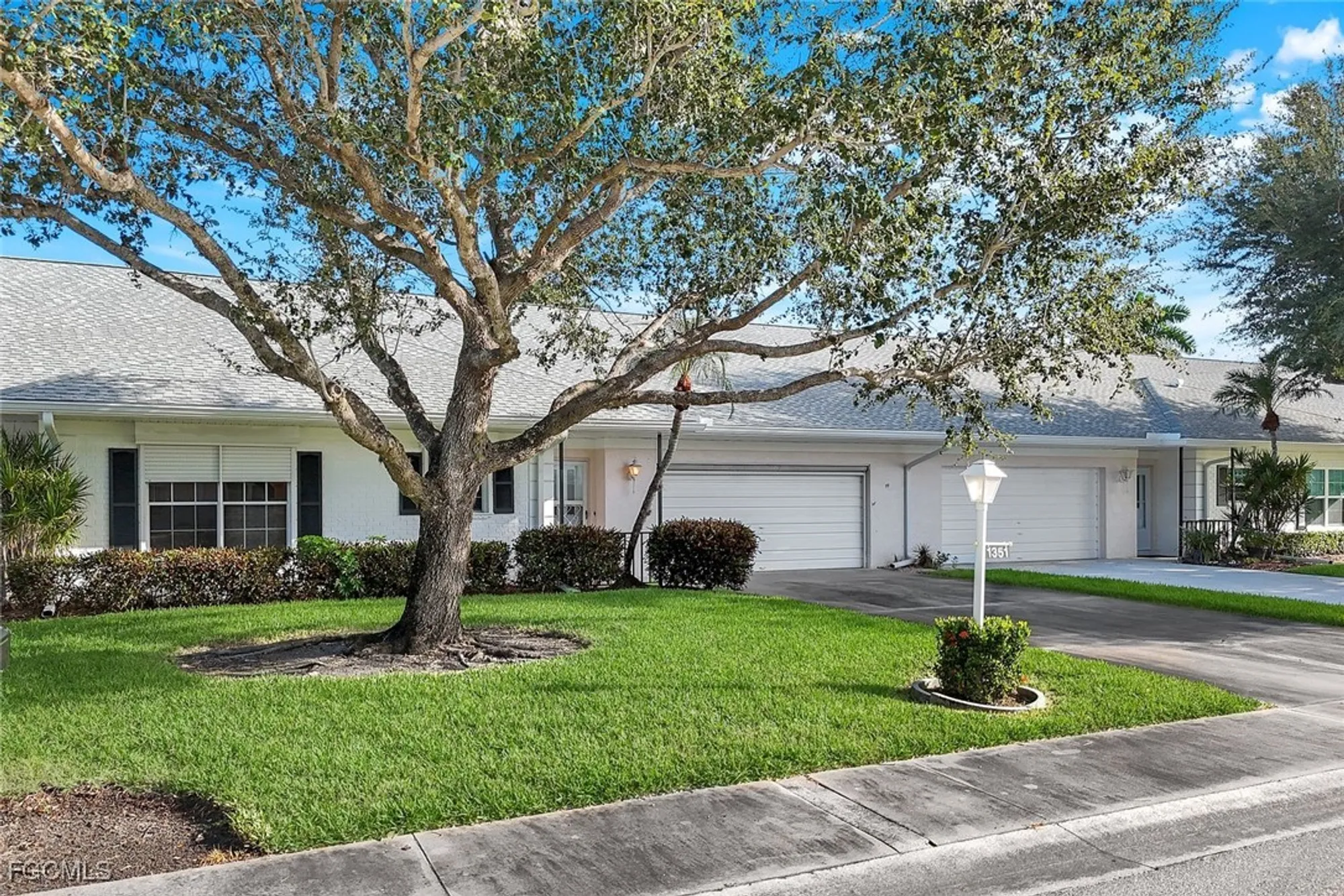 Property Slideshow image 1 of 37 | 1351 medinah dr, Fort Myers, FL, 33919