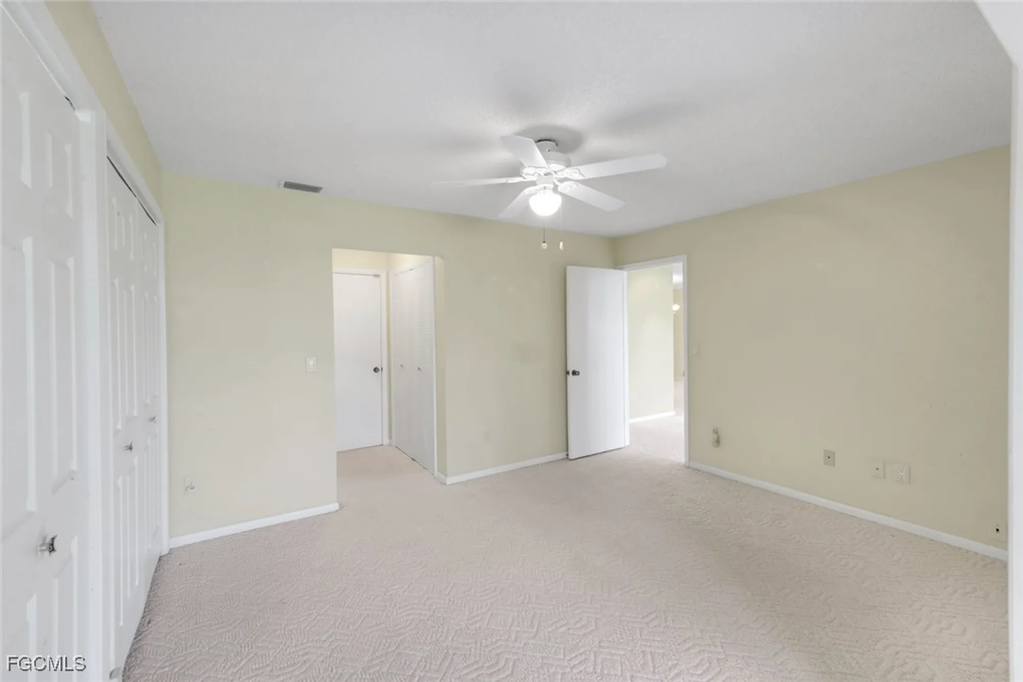 Property Slideshow image 21 of 37 | 1351 medinah dr, Fort Myers, FL, 33919