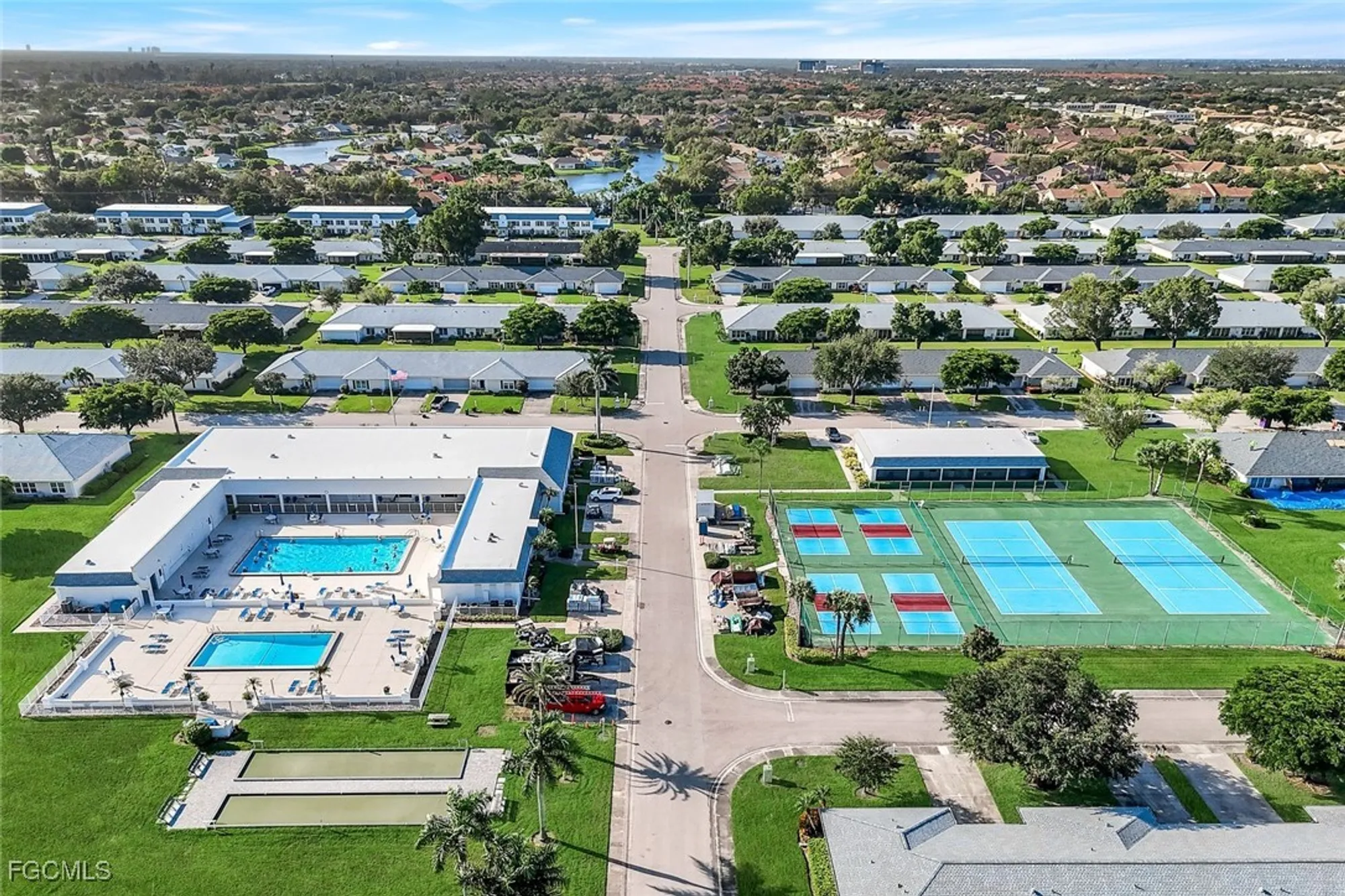 Property Slideshow image 34 of 37 | 1351 medinah dr, Fort Myers, FL, 33919