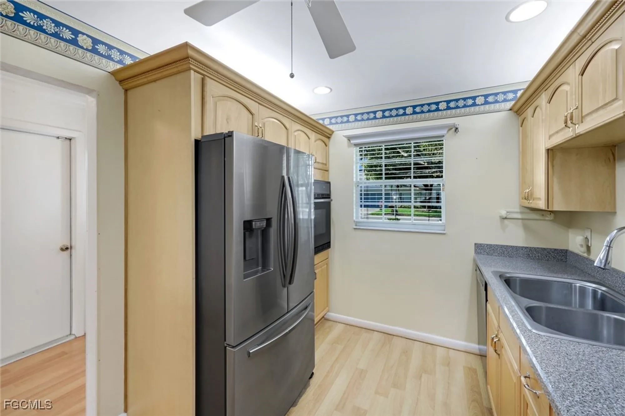 Property Slideshow image 9 of 37 | 1351 medinah dr, Fort Myers, FL, 33919