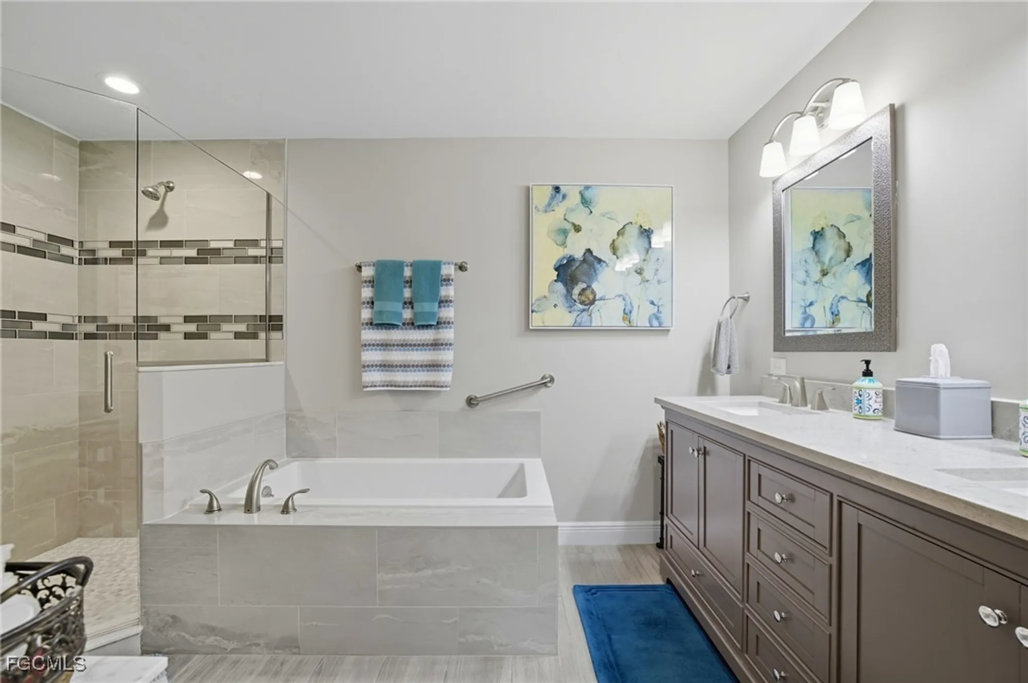 Property Slideshow image 22 of 36 | 1203 n brandywine cir, Fort Myers, FL, 33919