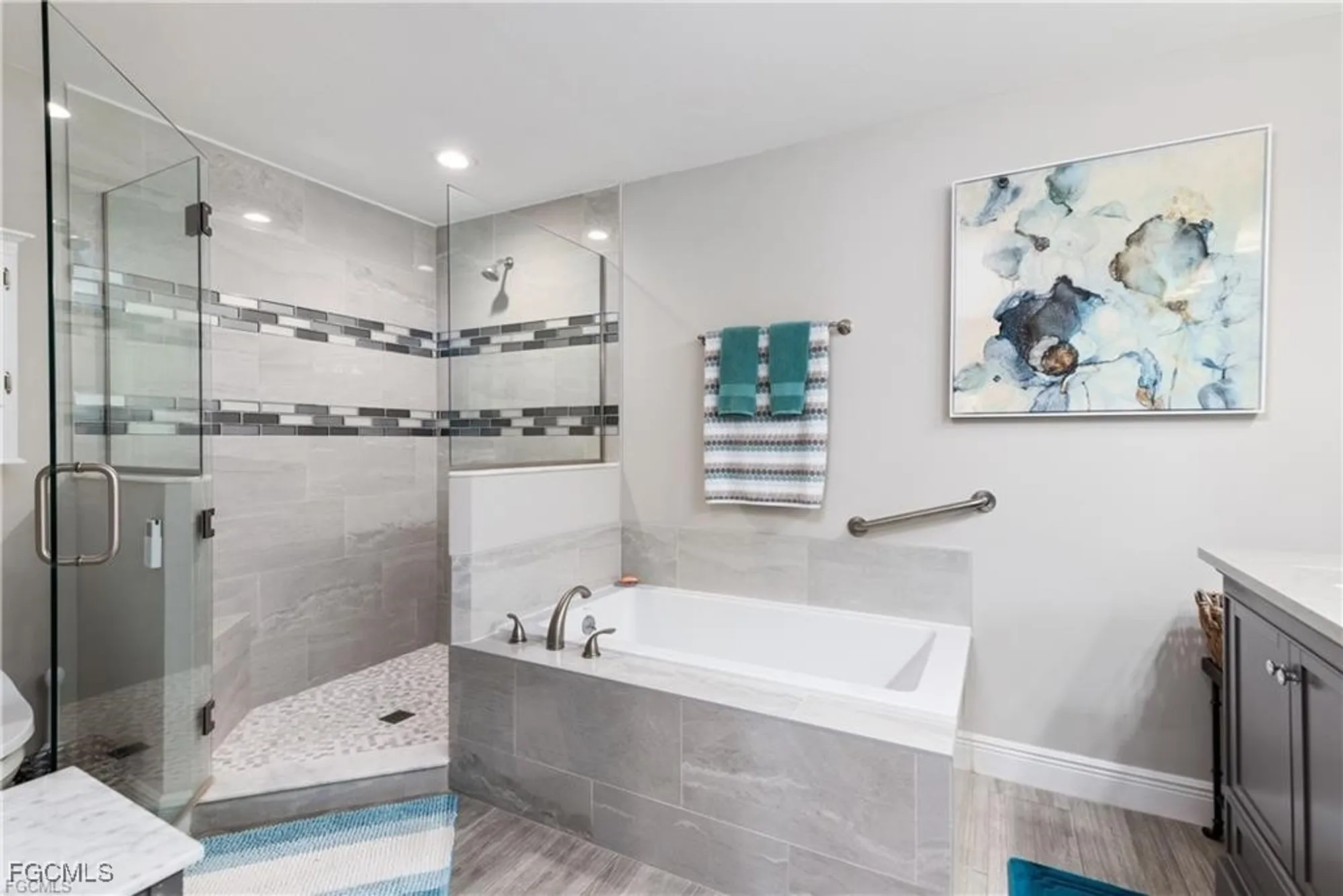 Property Slideshow image 23 of 36 | 1203 n brandywine cir, Fort Myers, FL, 33919