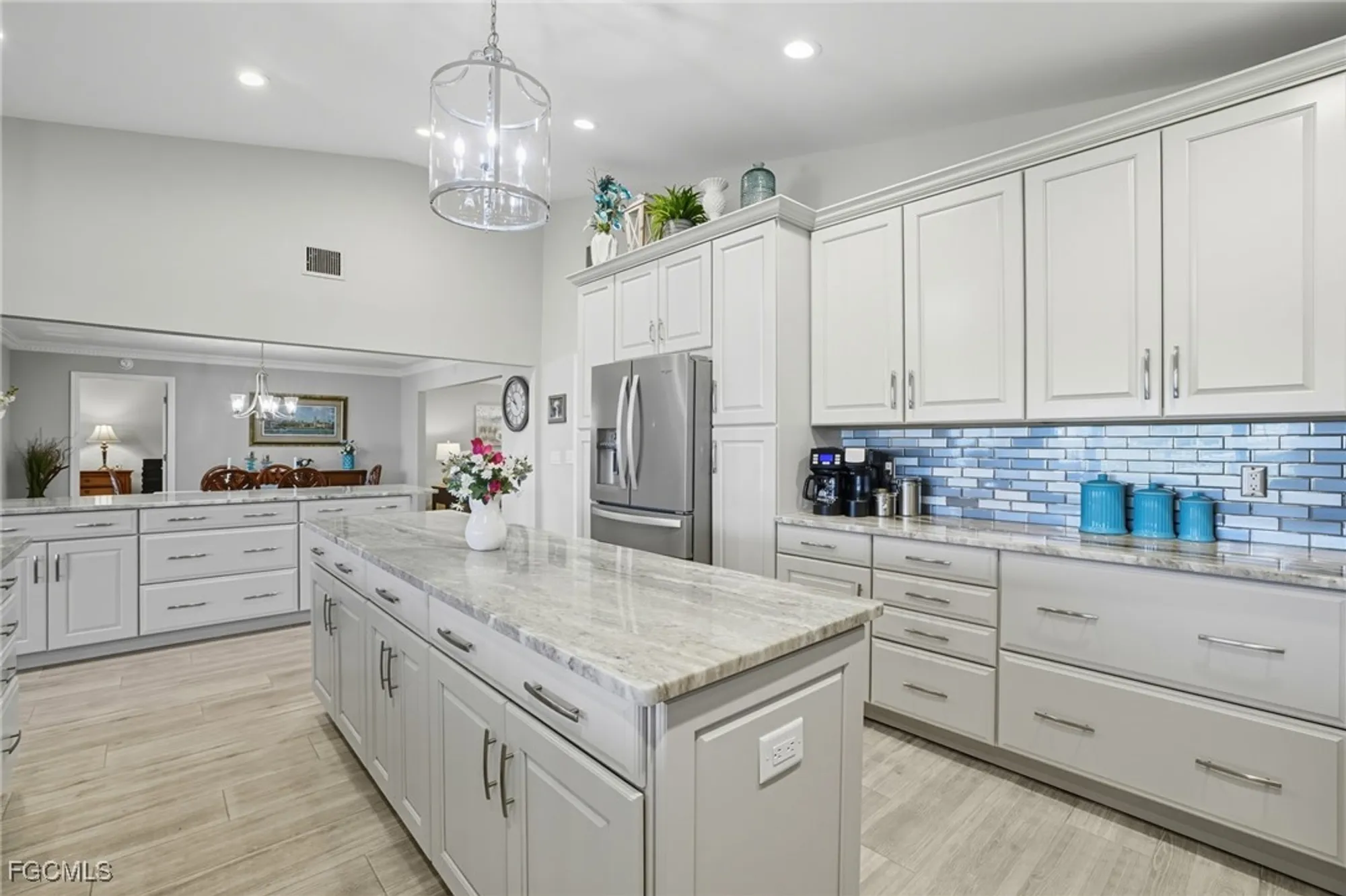 Property Slideshow image 5 of 36 | 1203 n brandywine cir, Fort Myers, FL, 33919