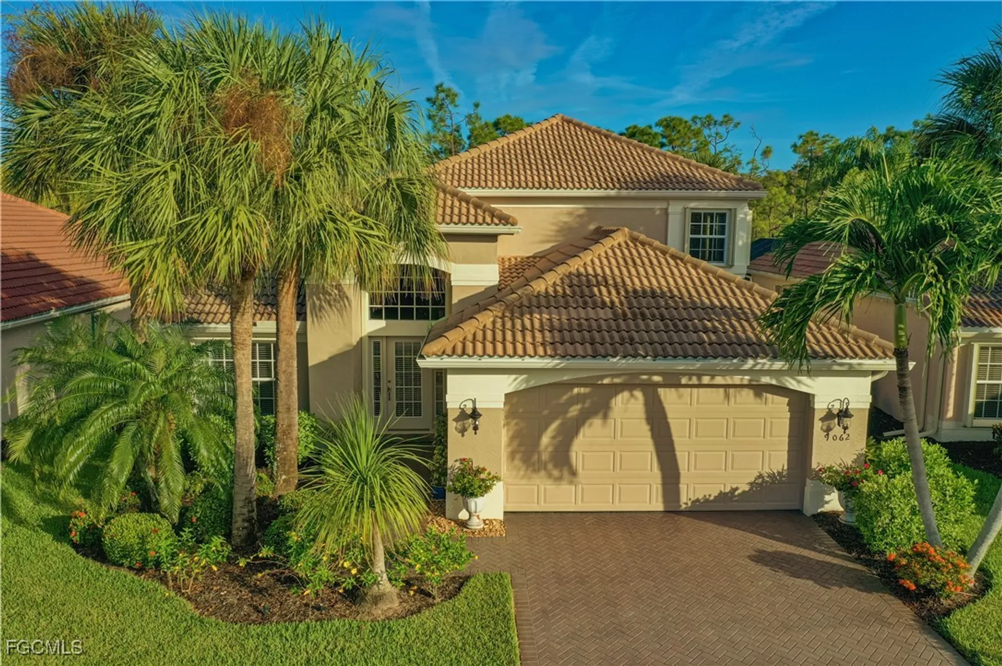 Property Slideshow image 1 of 30 | 9062 shadow glen way, Fort Myers, FL, 33913