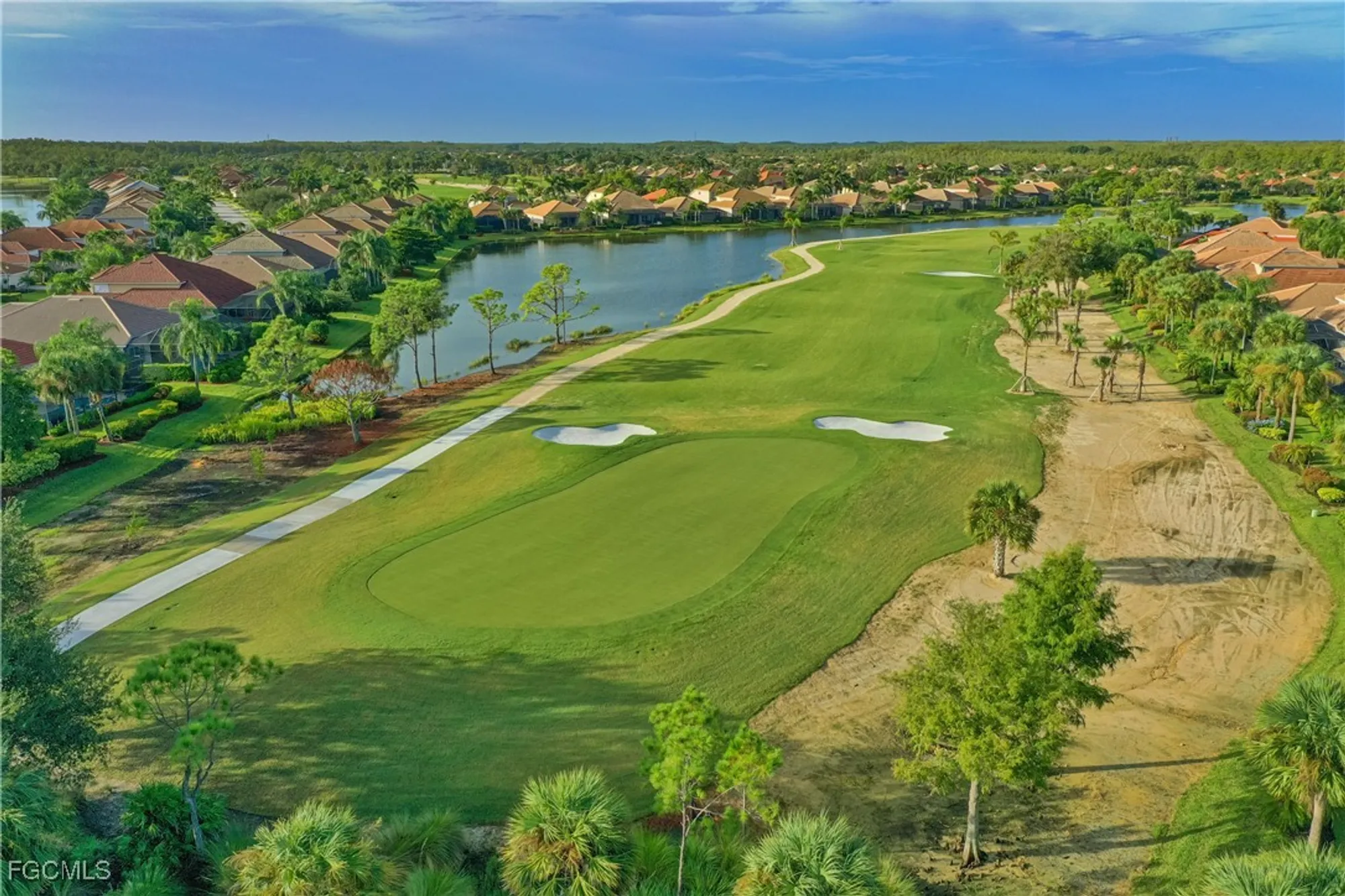 Property Slideshow image 4 of 30 | 9062 shadow glen way, Fort Myers, FL, 33913