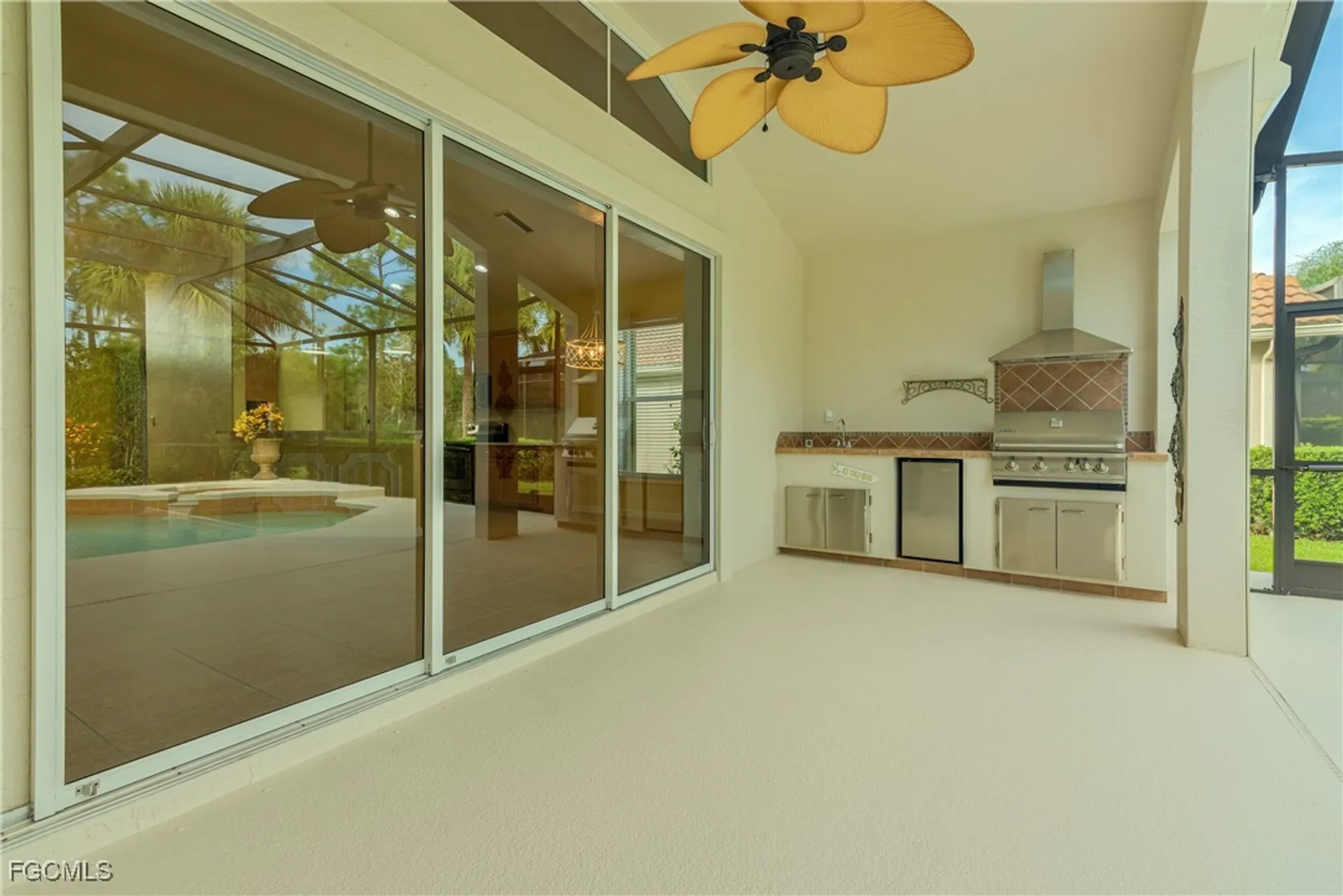 Property Slideshow image 9 of 30 | 9062 shadow glen way, Fort Myers, FL, 33913