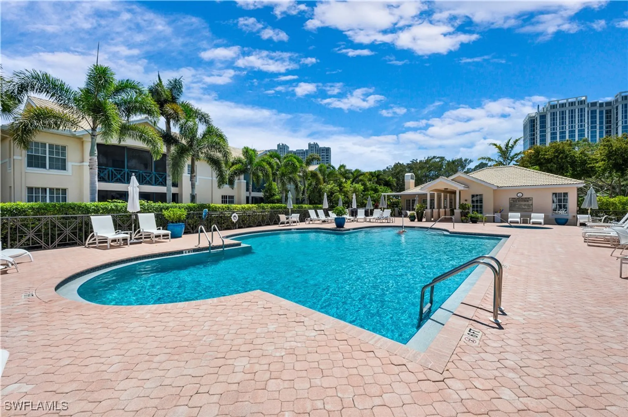 Property Slideshow image 16 of 17 | 6865 san marino dr apt 302a, Naples, FL, 34108