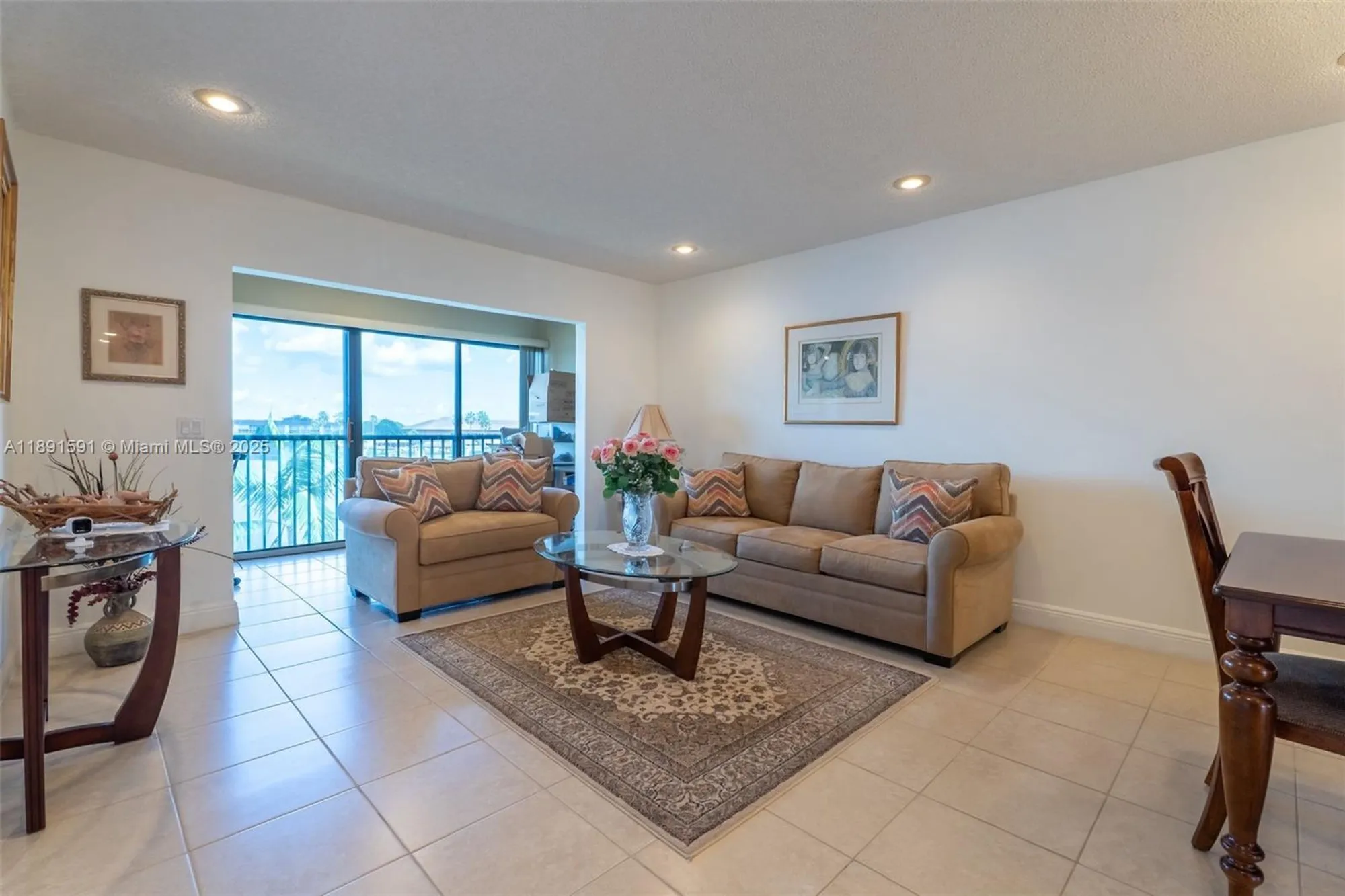 Property Slideshow image 4 of 14 | 1400 sw 131st way q410, Pembroke Pines, FL, 33027