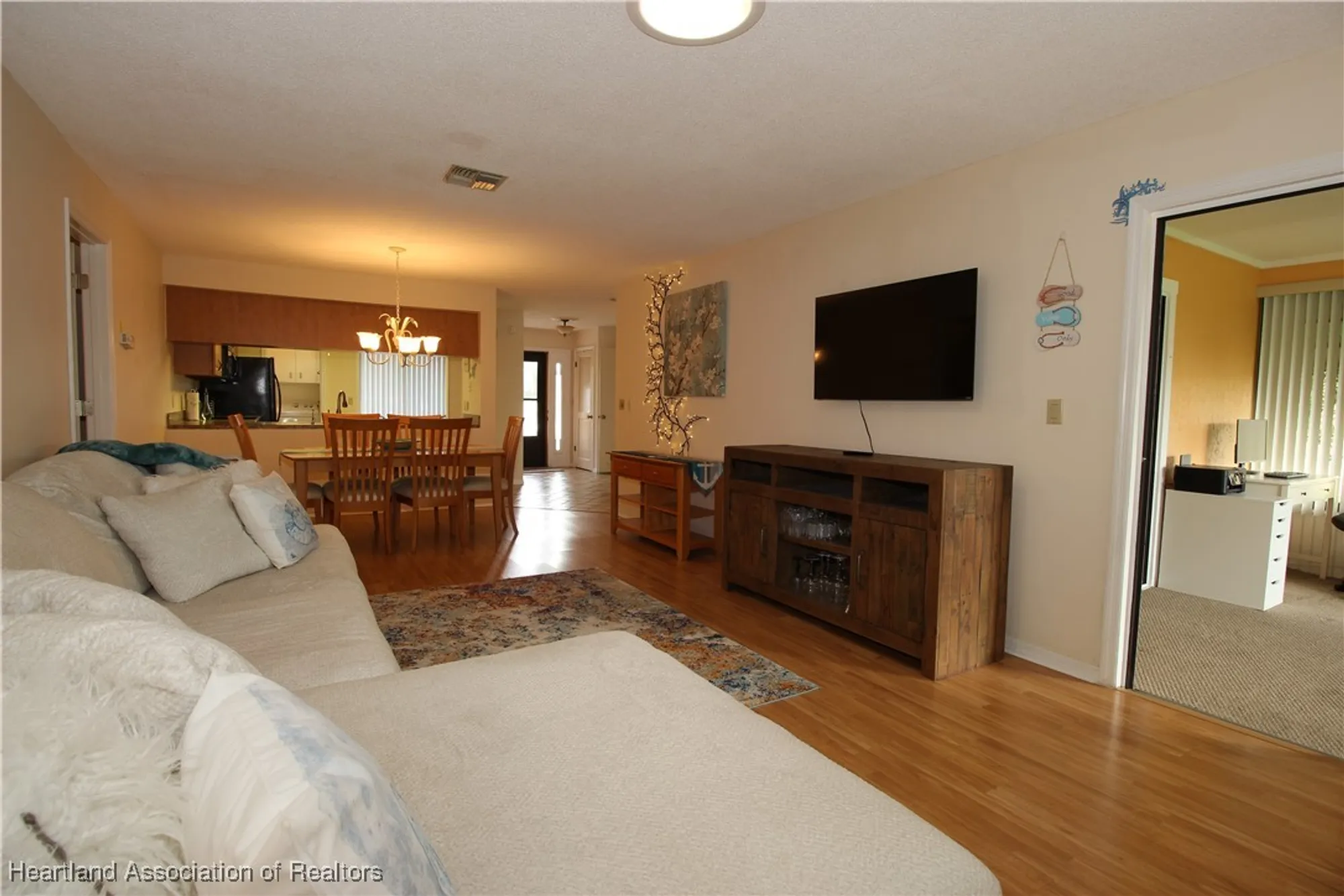 Property Slideshow image 7 of 26 | 3805 cormorant point dr, Sebring, FL, 33872