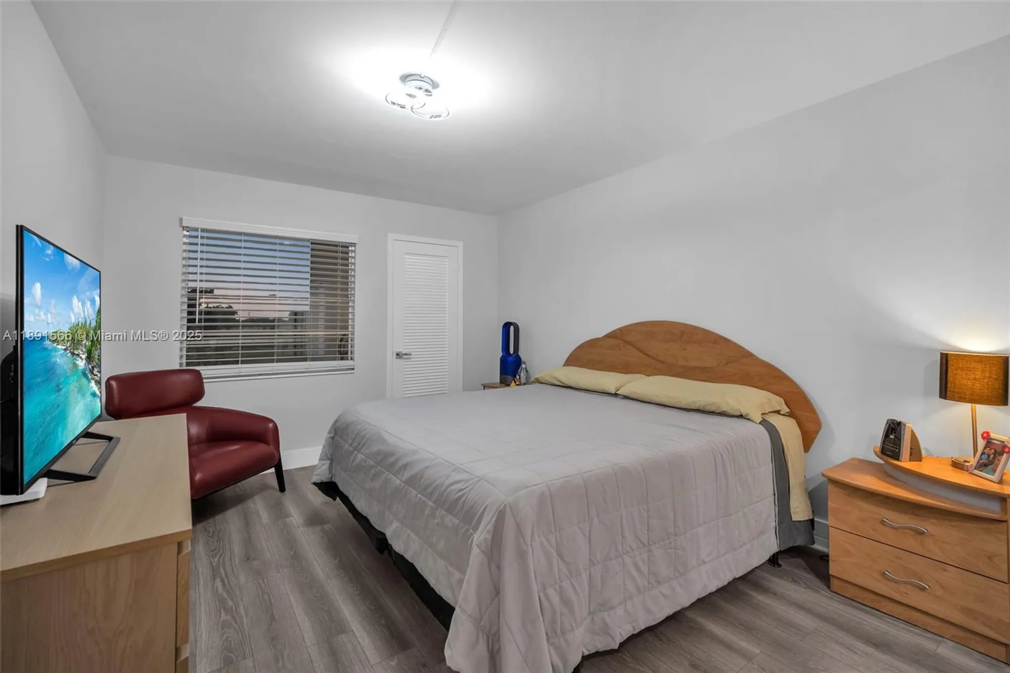 Property Slideshow image 16 of 21 | 3039 hythe c # 3039, Boca Raton, FL, 33434