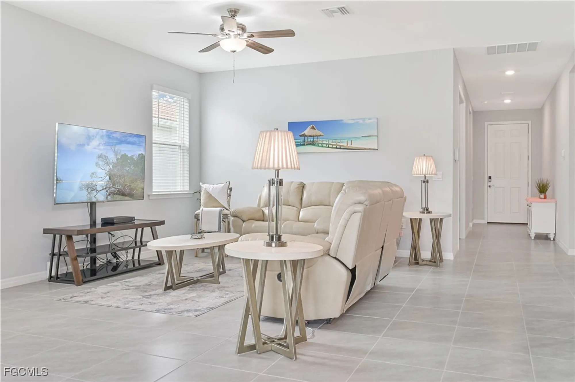 Property Slideshow image 19 of 43 | 3242 apple blossom dr, Alva, FL, 33920