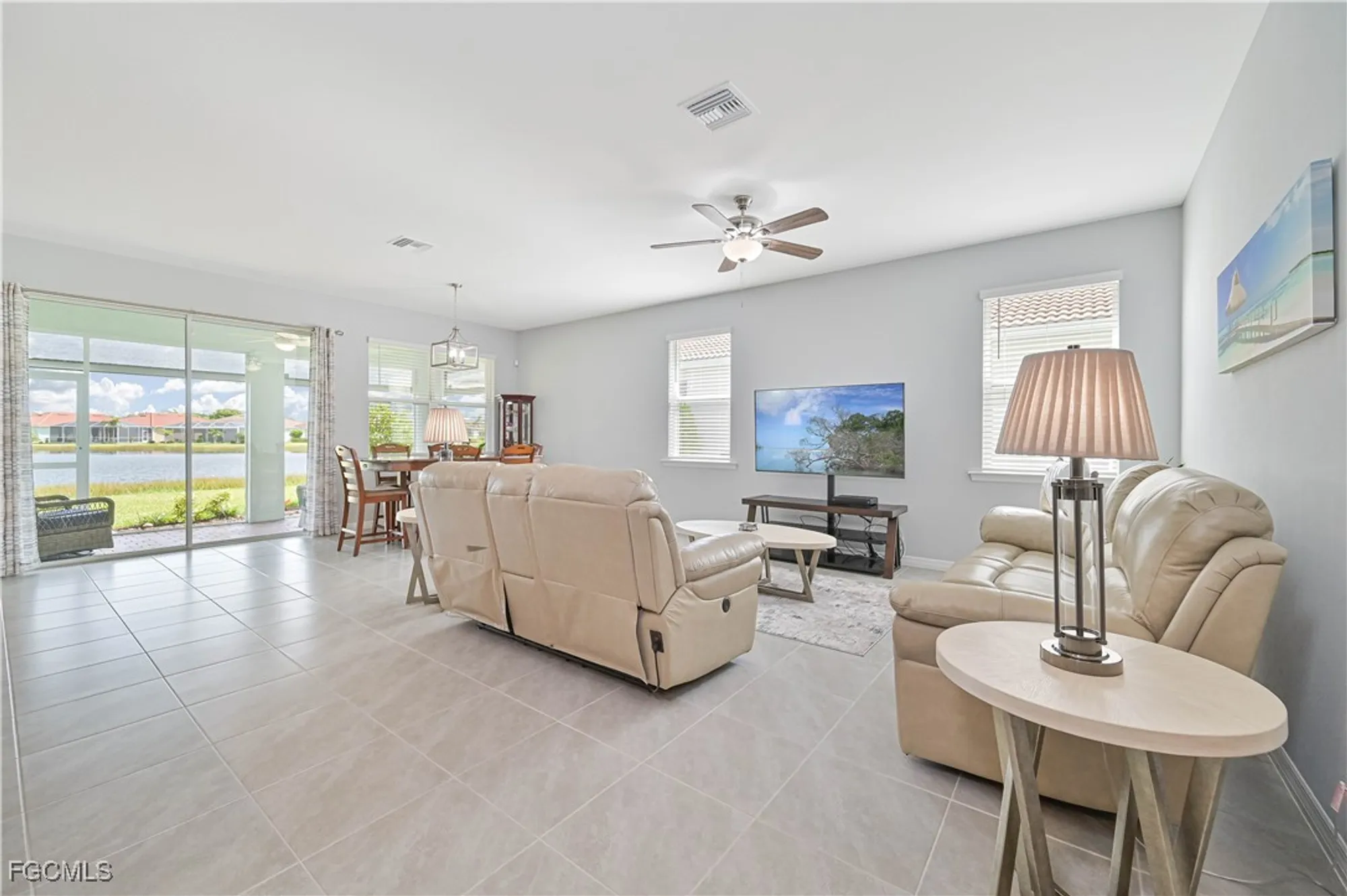 Property Slideshow image 12 of 43 | 3242 apple blossom dr, Alva, FL, 33920