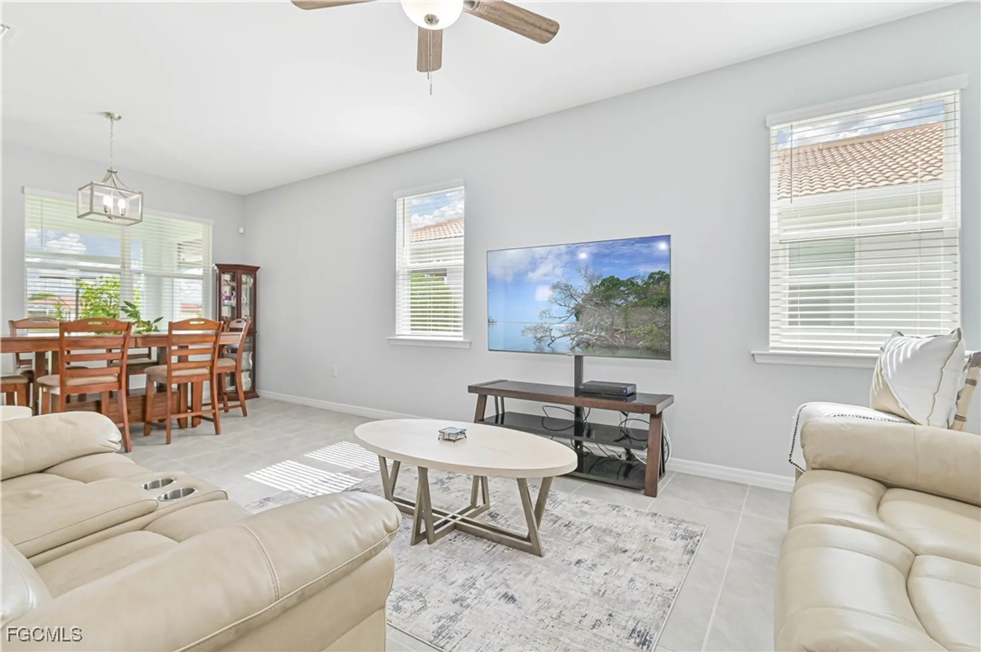 Property Slideshow image 13 of 43 | 3242 apple blossom dr, Alva, FL, 33920