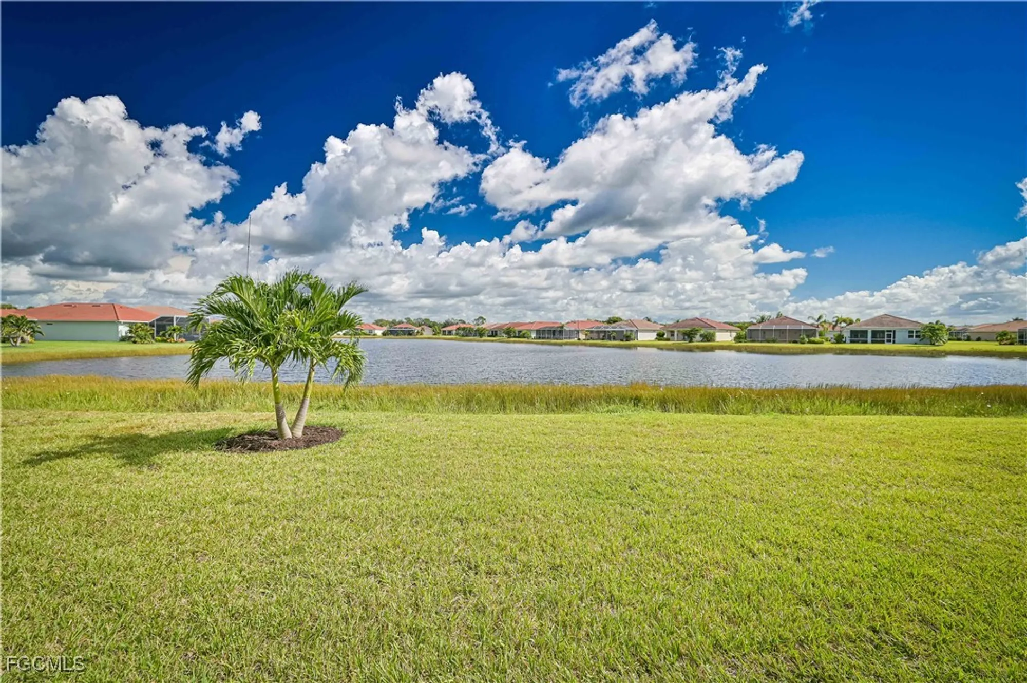 Property Slideshow image 8 of 43 | 3242 apple blossom dr, Alva, FL, 33920