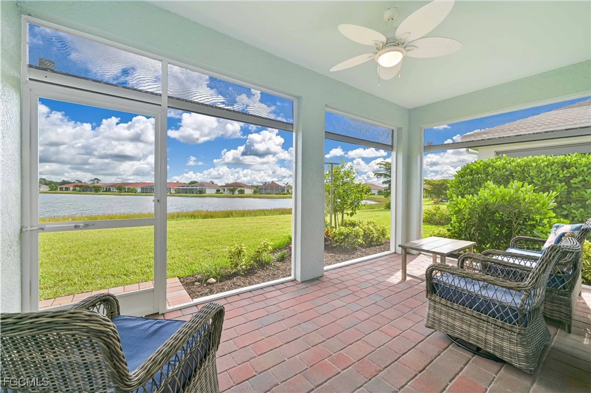 Property Slideshow image 9 of 43 | 3242 apple blossom dr, Alva, FL, 33920