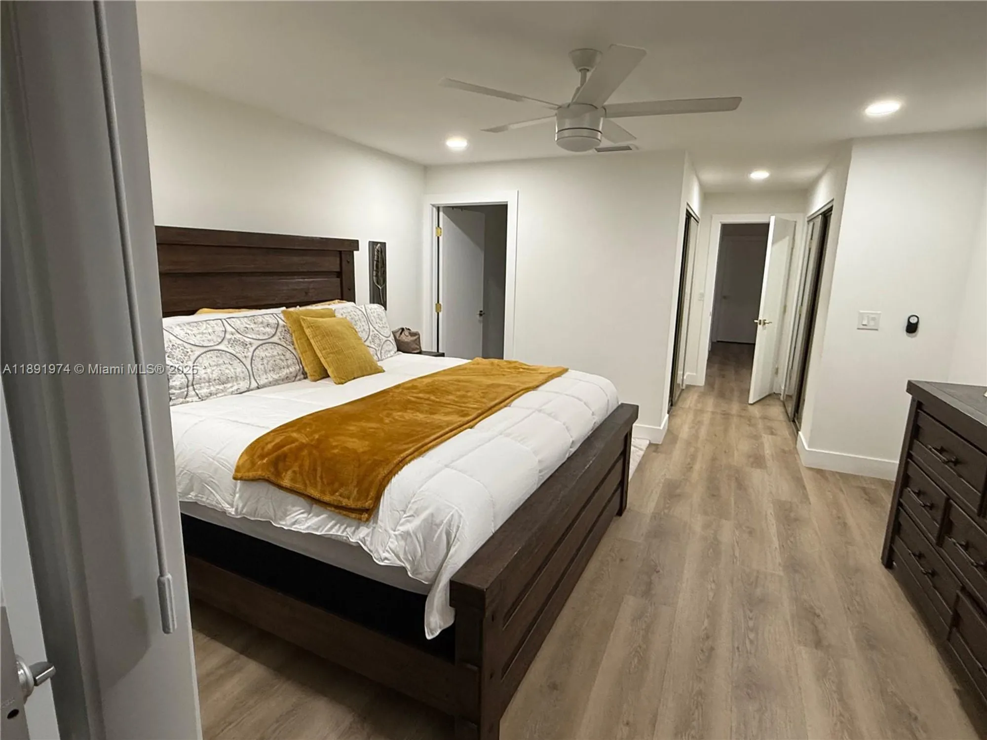 Property Slideshow image 14 of 30 | 8204 summerbreeze ln, Boca Raton, FL, 33496