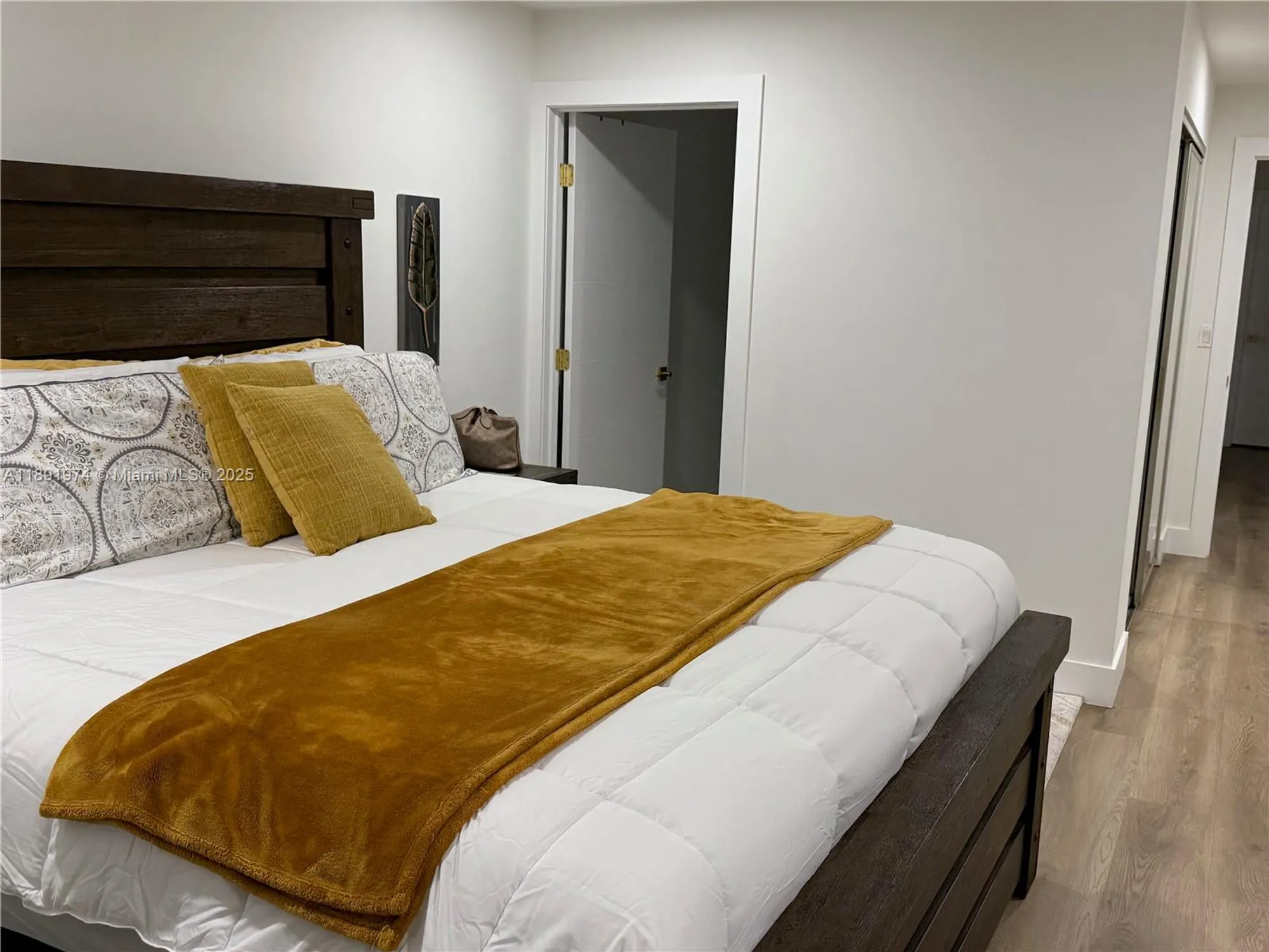 Property Slideshow image 15 of 30 | 8204 summerbreeze ln, Boca Raton, FL, 33496