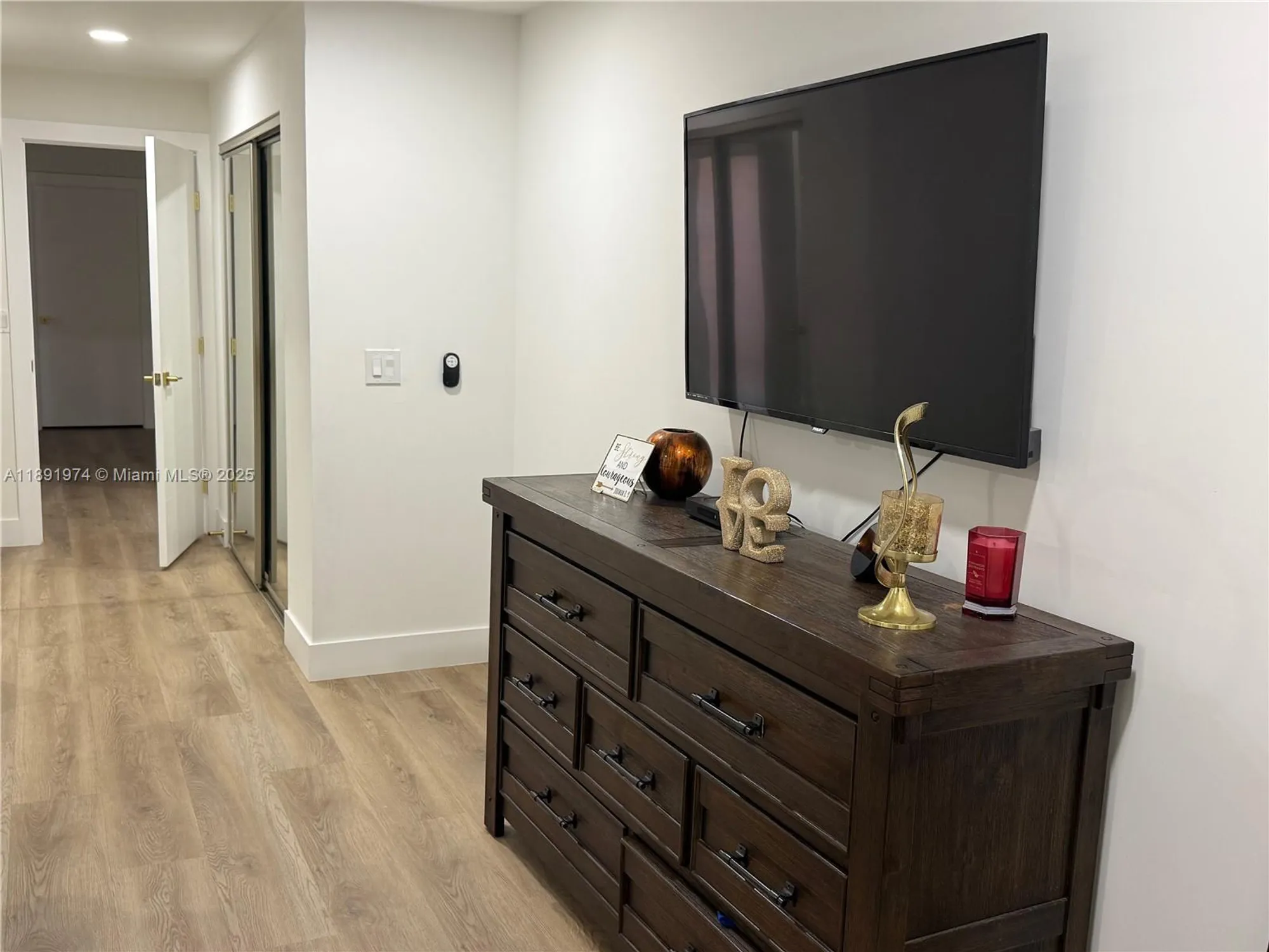 Property Slideshow image 16 of 30 | 8204 summerbreeze ln, Boca Raton, FL, 33496